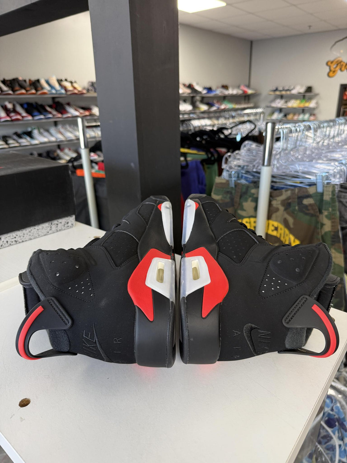 Jordan 6 "Infrared" Used Size 12