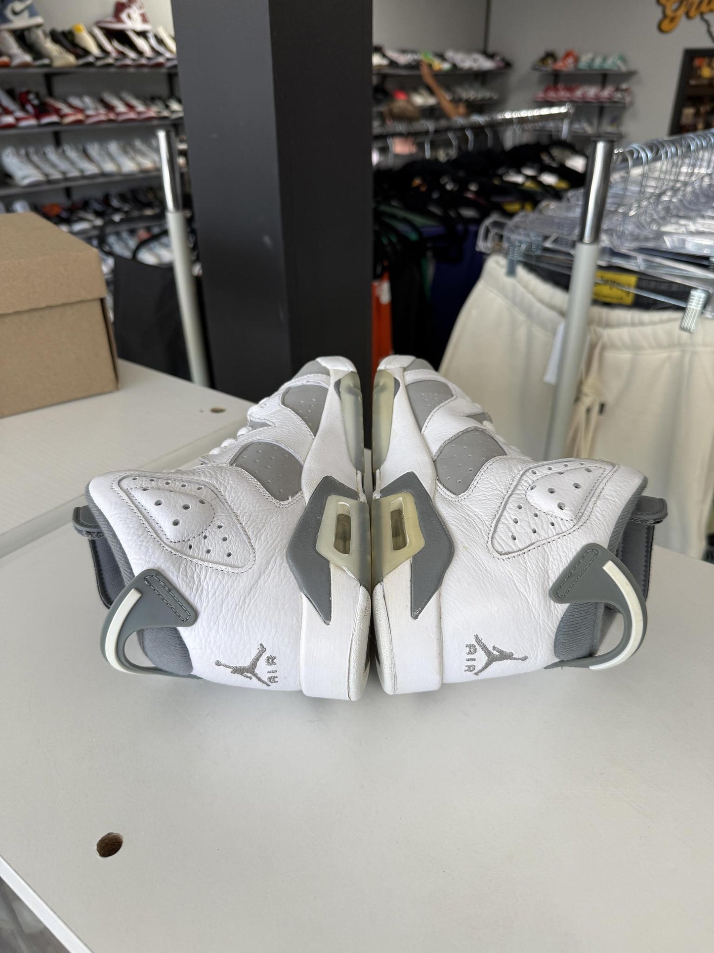 Jordan 6 "Cool Grey" Used Size 6Y/7.5W