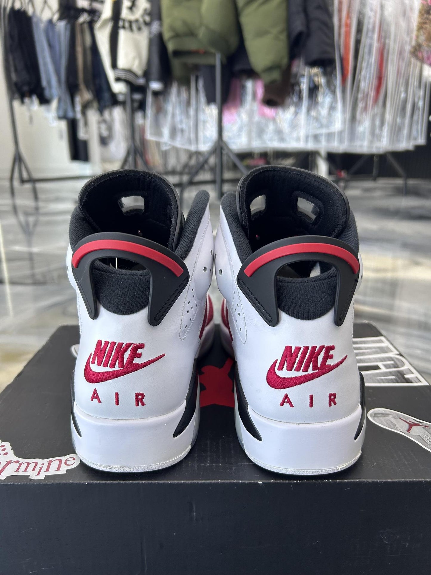 Jordan 6 "Carmine" Used Size 9