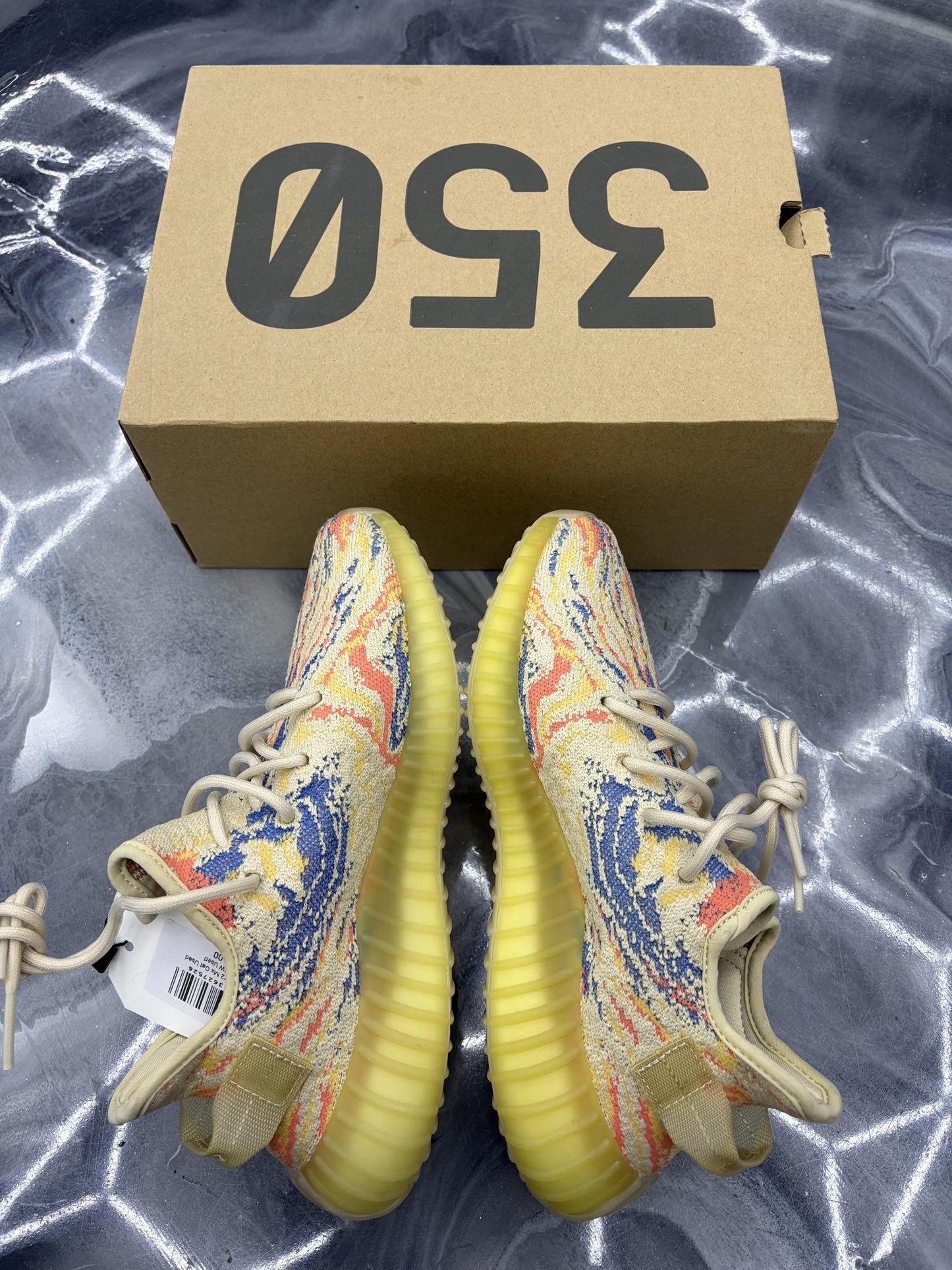 Yeezy 350 V2 "Mx Oat" Used Size 6Y/7.5W