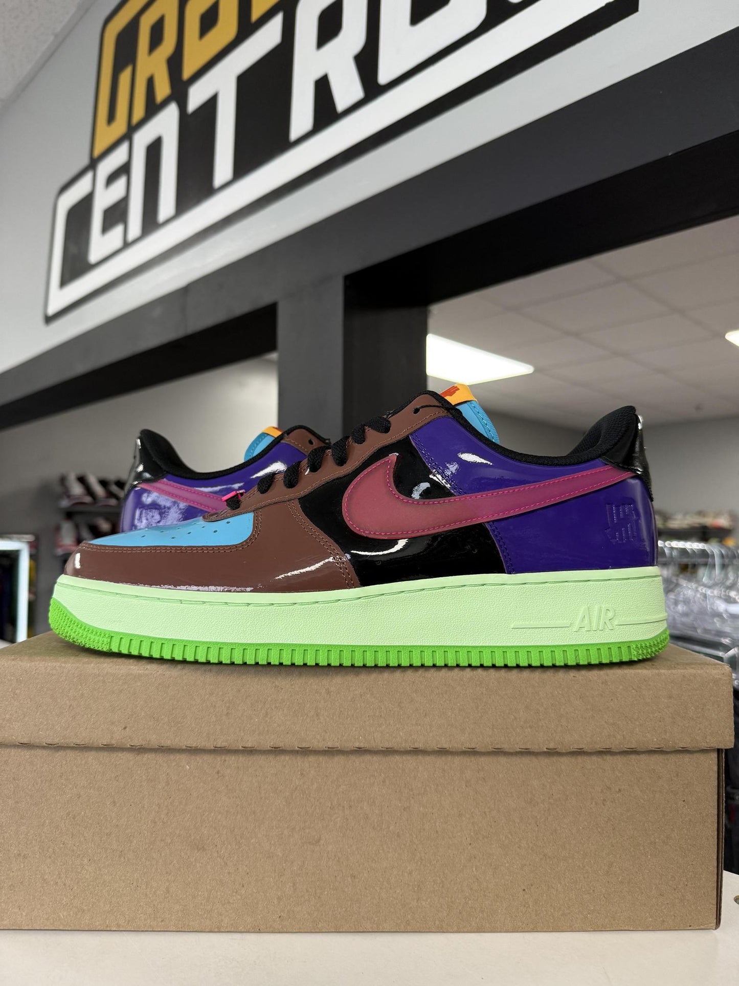 Nike Air Force One Low UNFTD "Multi Color" Used Size 12