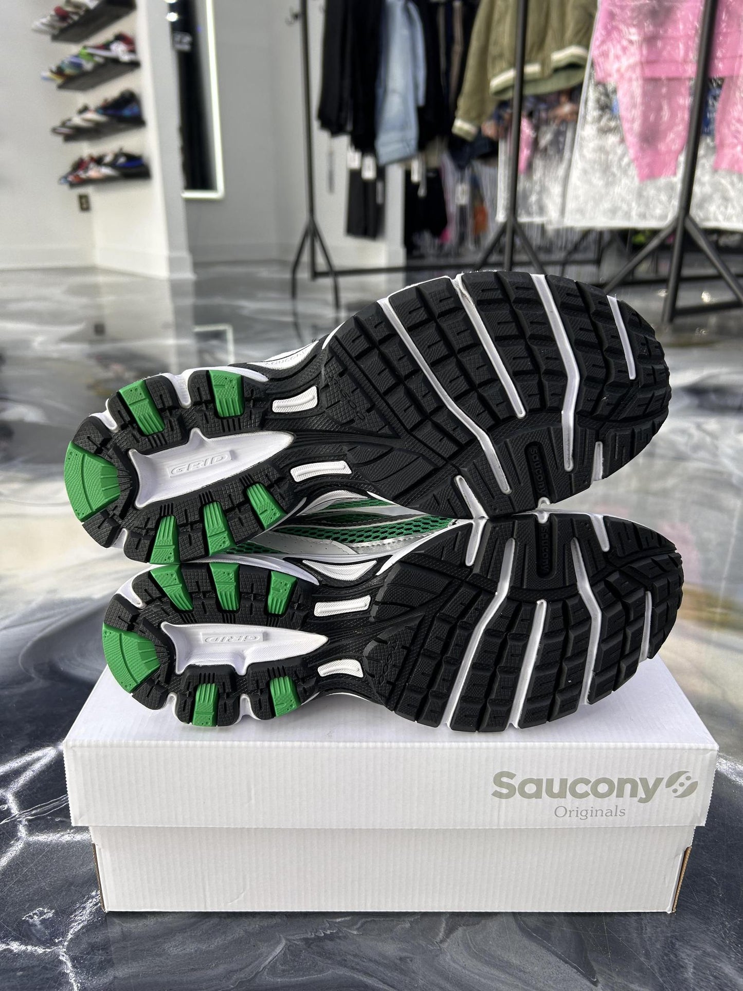 Saucony Ride Millennium "White Fern" Used Size 9.5
