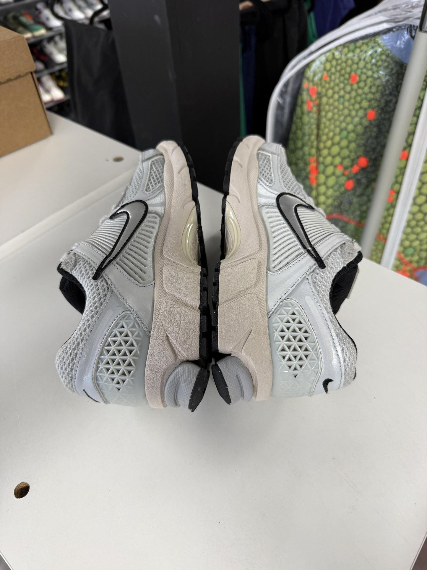 Vomero 5 "Silver Cream" Used Size 4.5Y/6W