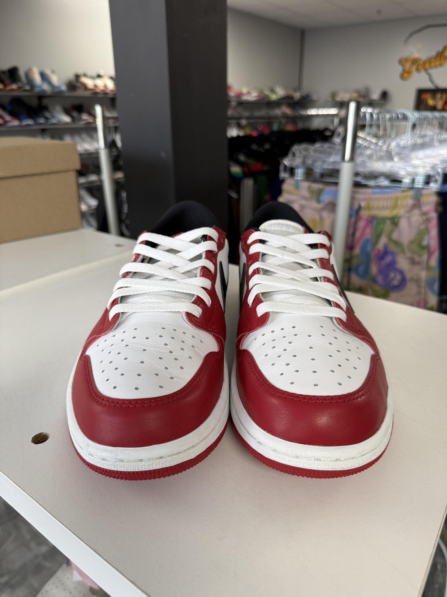 Jordan 1 Low "Chicago" Used Size 9.5