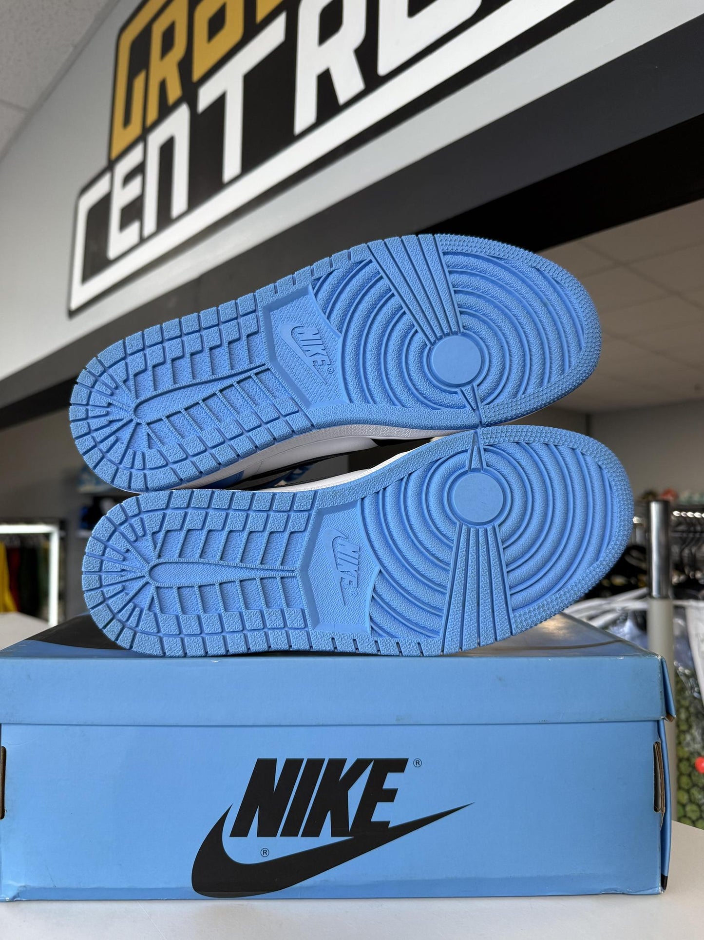 Jordan 1 "UNC Toe" Used Size 8