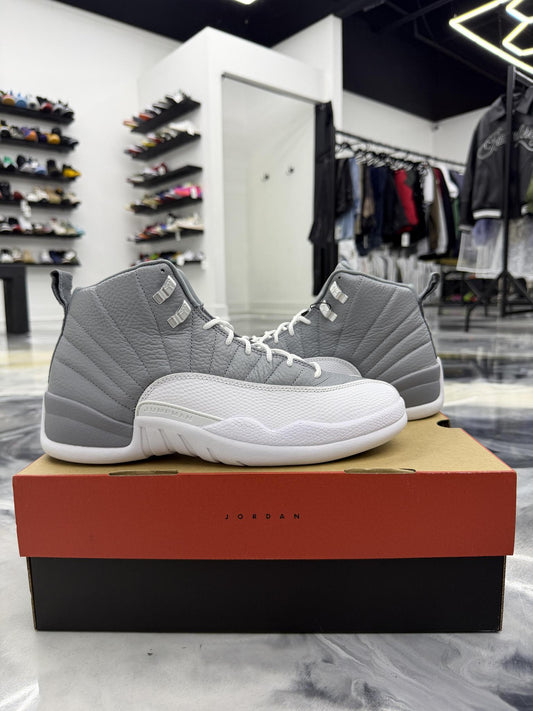 Jordan 12 "Stealth" Used Size 10