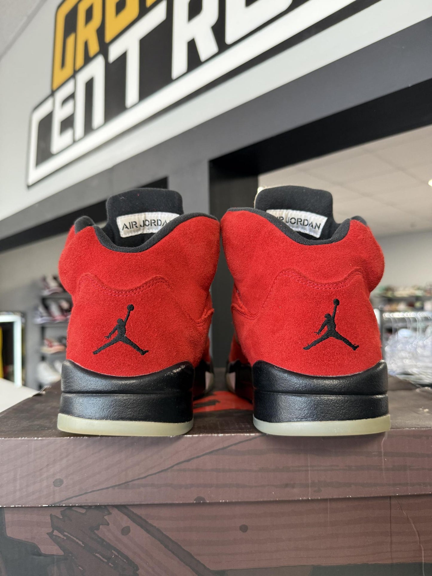 Jordan 5 "Raging Bull" Used Size 11