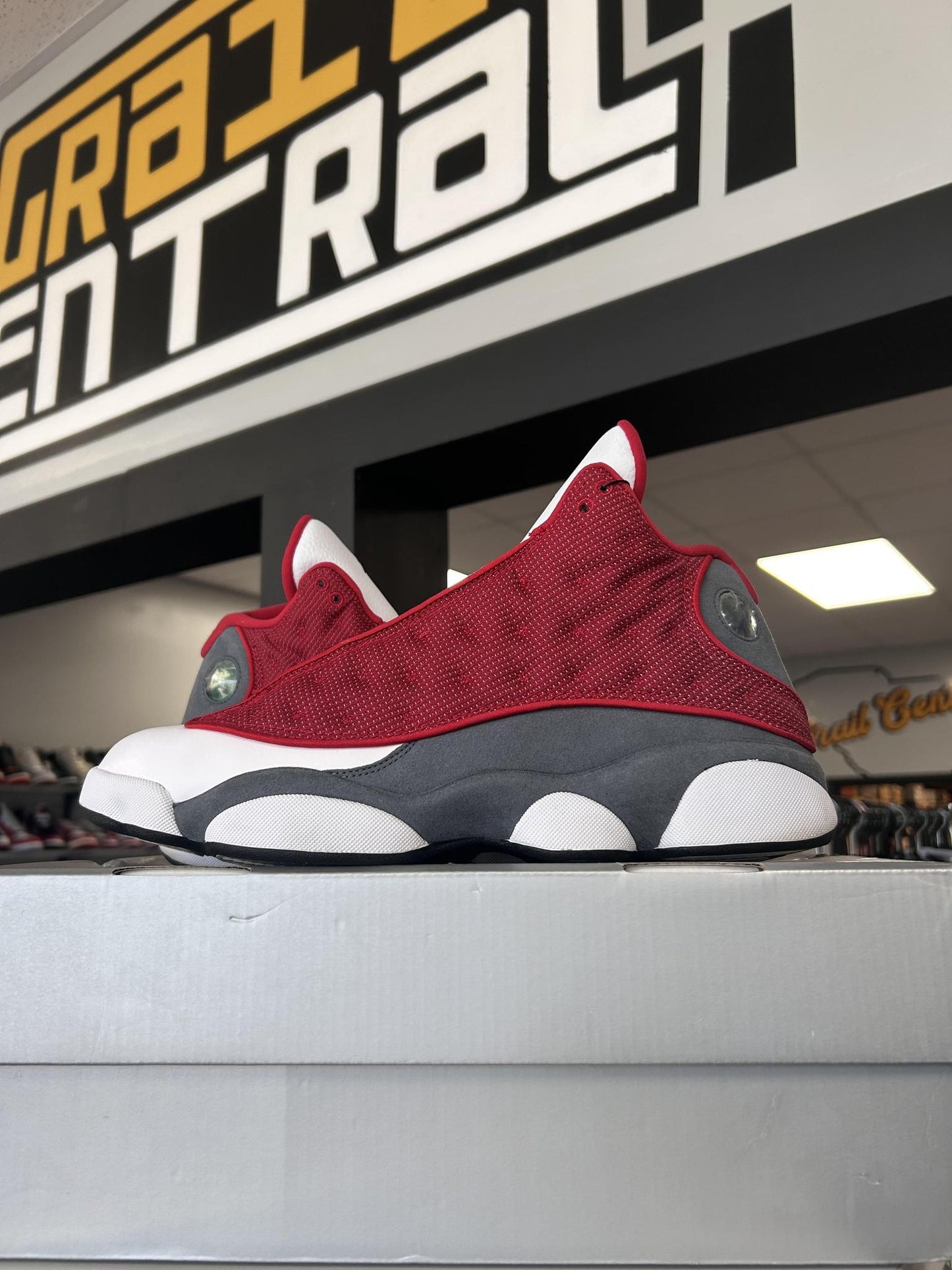 Jordan 13 "Red Flint" Used Size 13