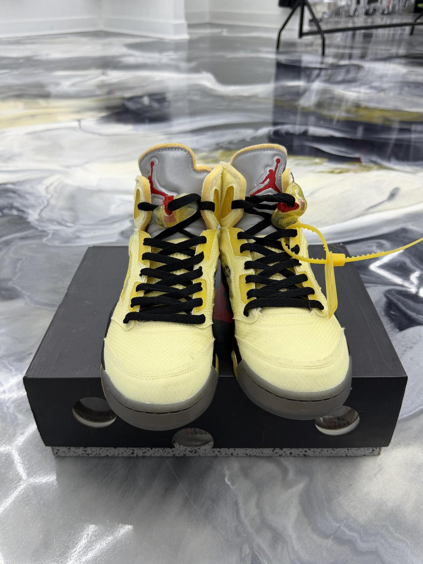 Jordan 5 Off White "Sail" Used Size 9.5