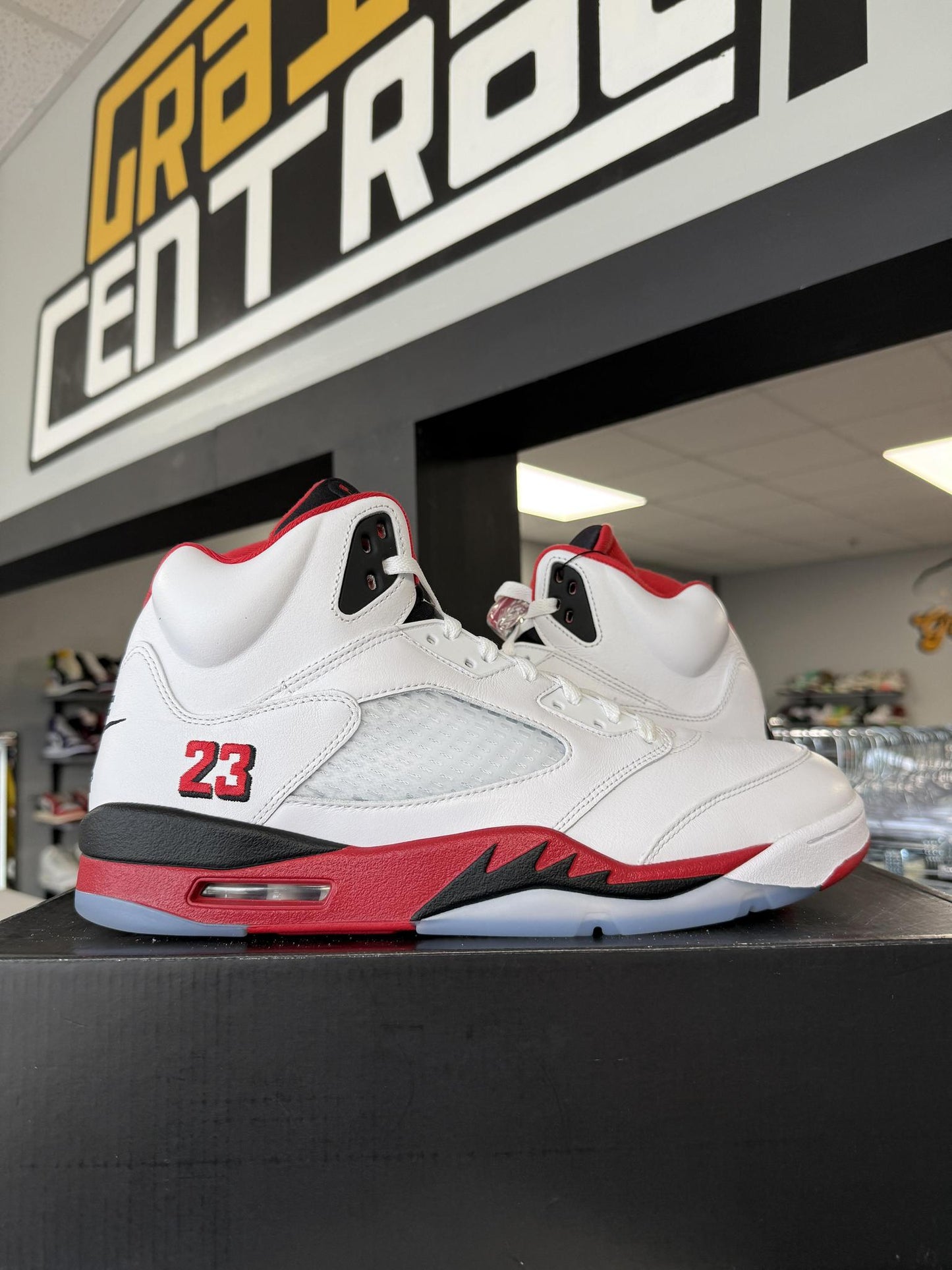 Jordan 5 "Fire Red" Used Size 14