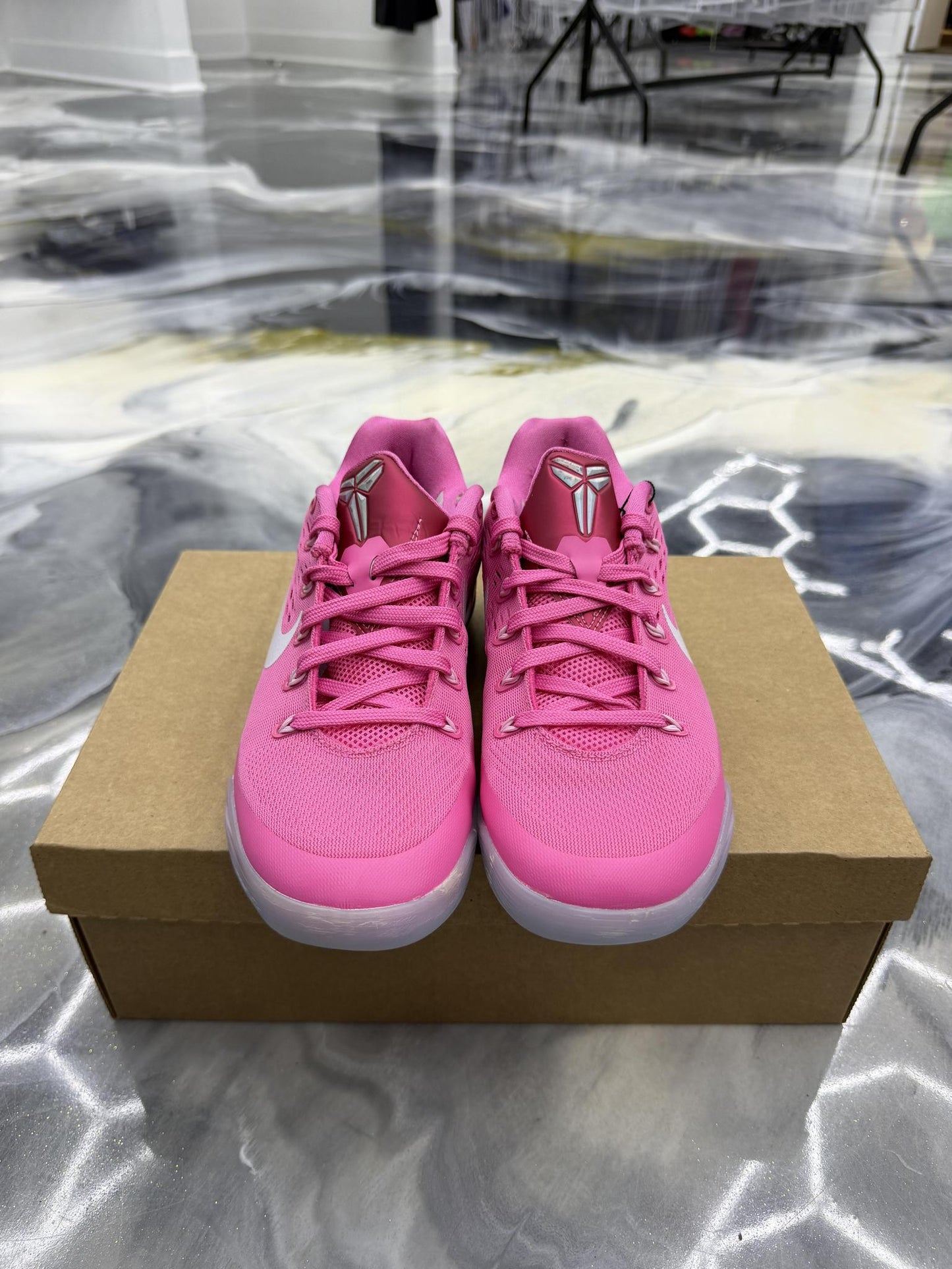 Kobe 9 EM Kay Yow Used Size 6Y/7.5W