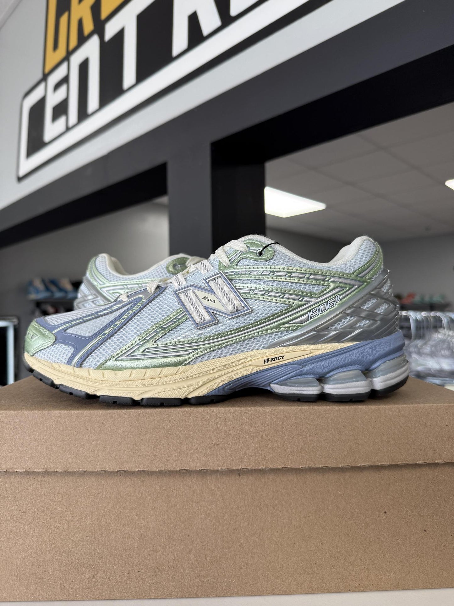 New Balance 1906R "Ice Blue Melon Water" Used Size 8.5