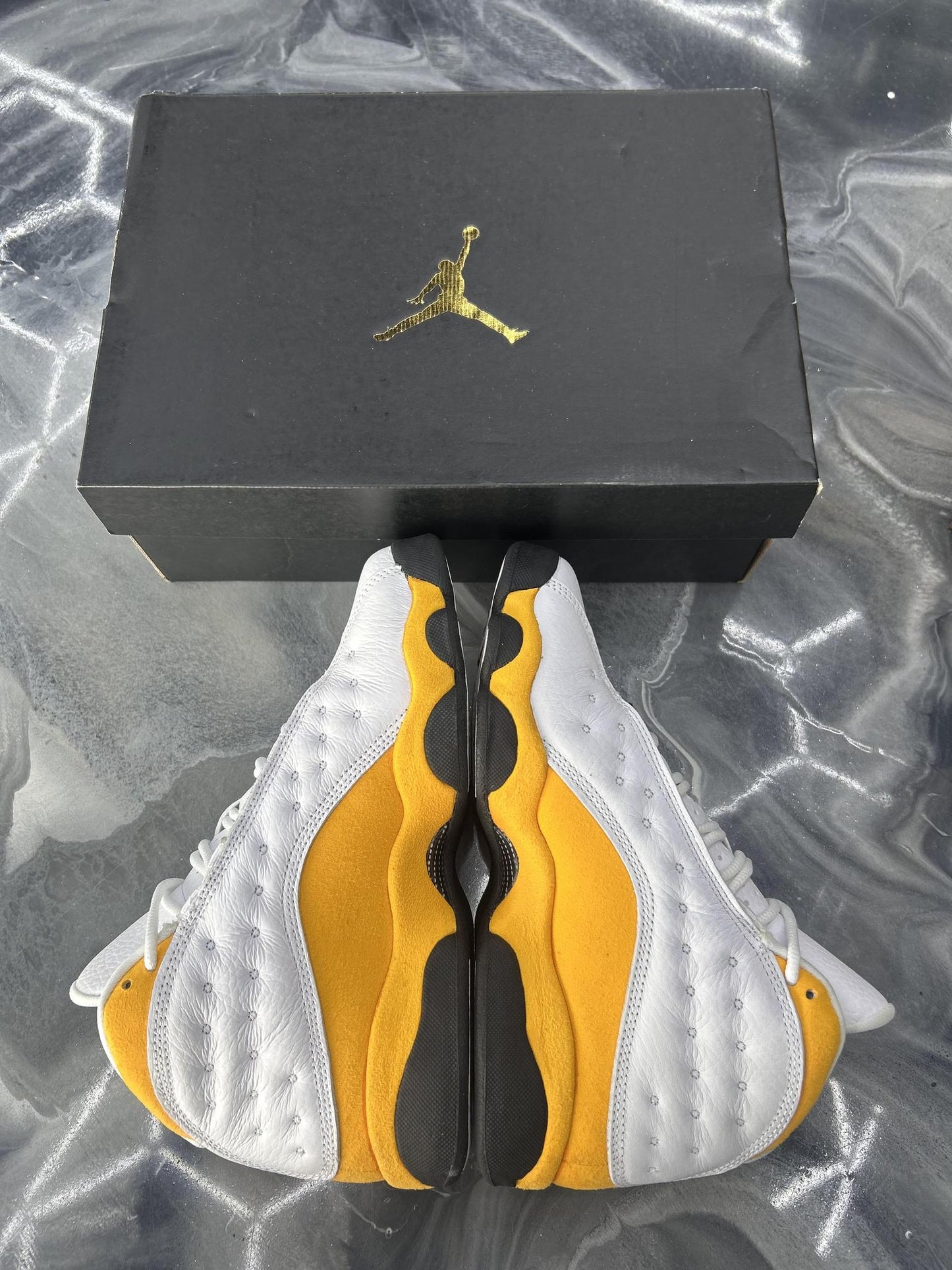 Jordan 13 "Del Sol" Used Size 6Y/7.5W