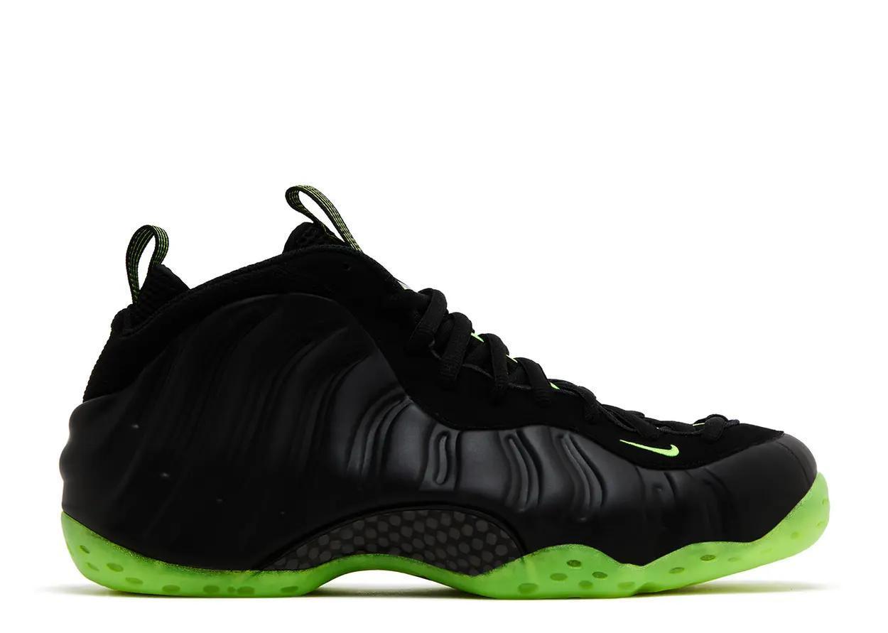 Nike Foamposite One "Black Volt"