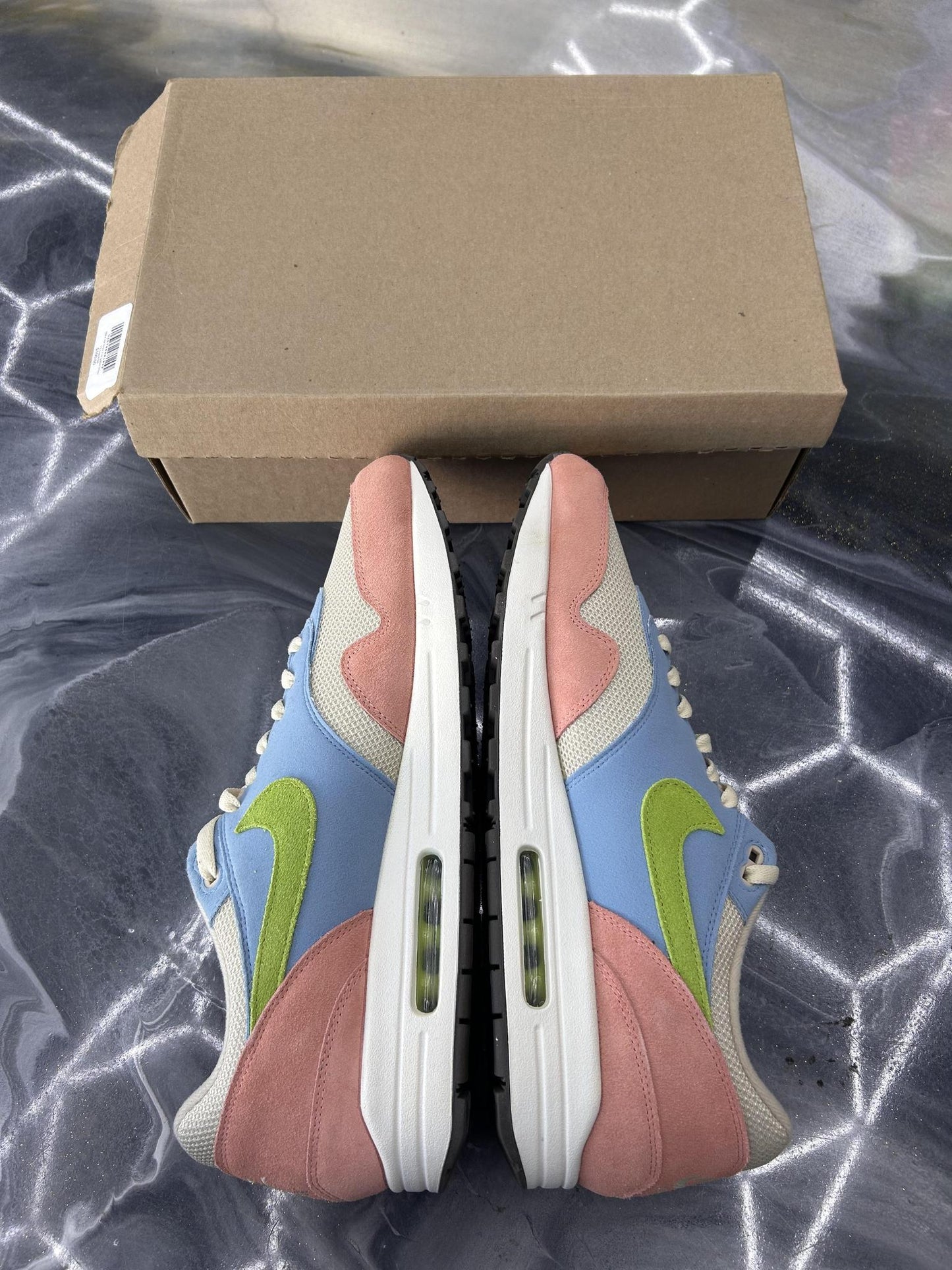 Nike Air Max 1 "Madder Root" Used Size 15