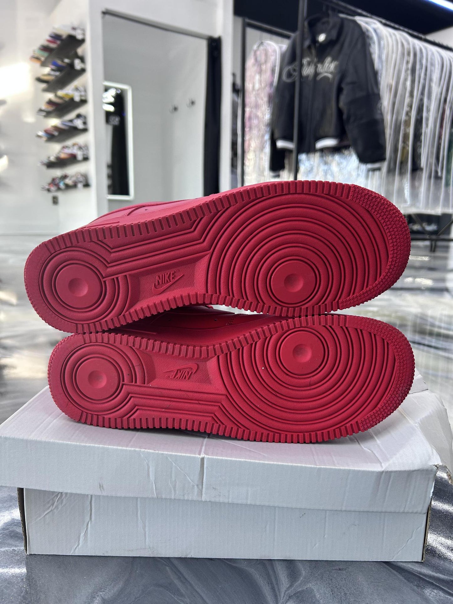 Nike Air Force 1 "Triple Red" Used Size 10.5