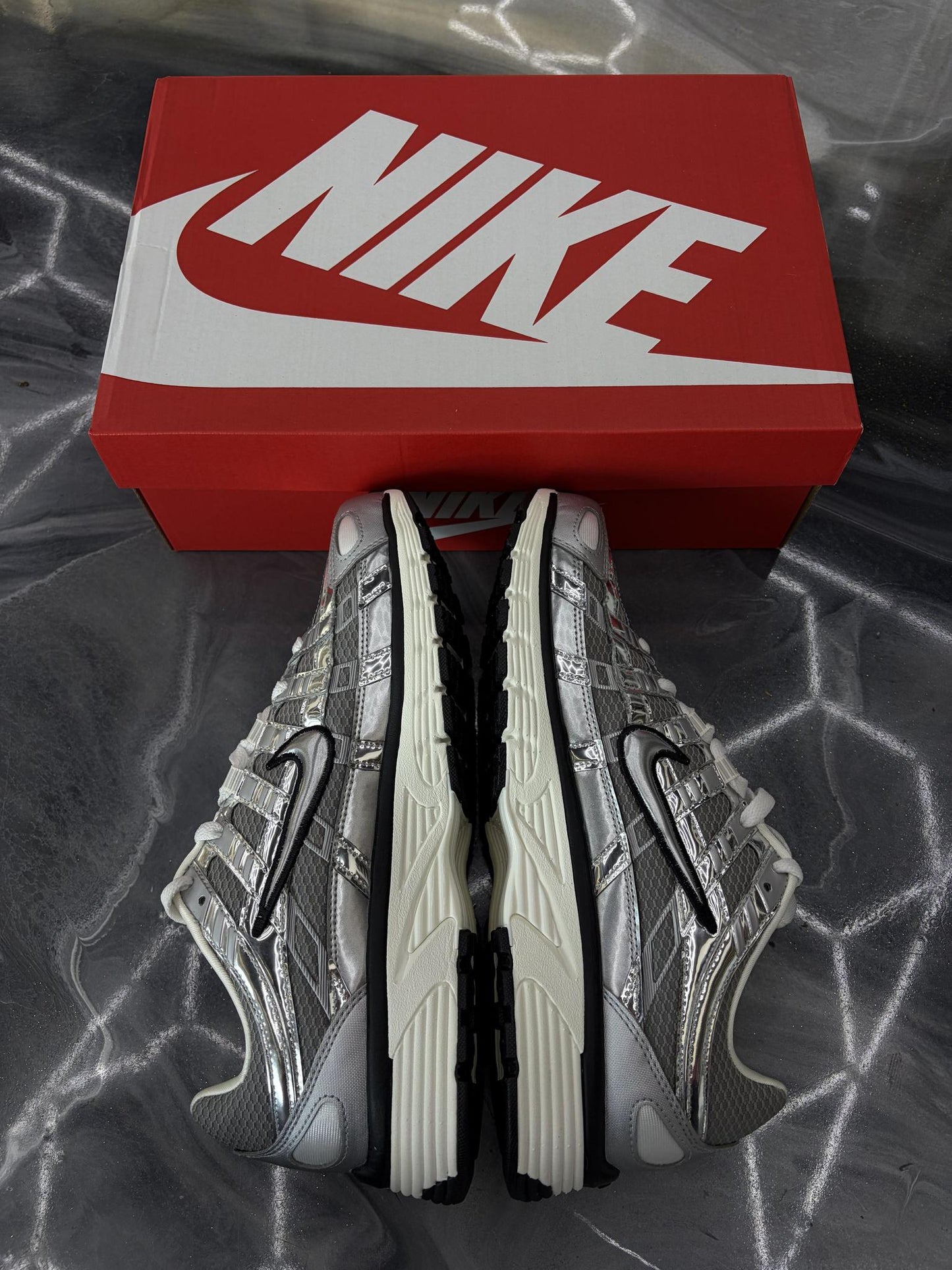 Nike P-6000 "Metallic Silver" Used Size 9.5