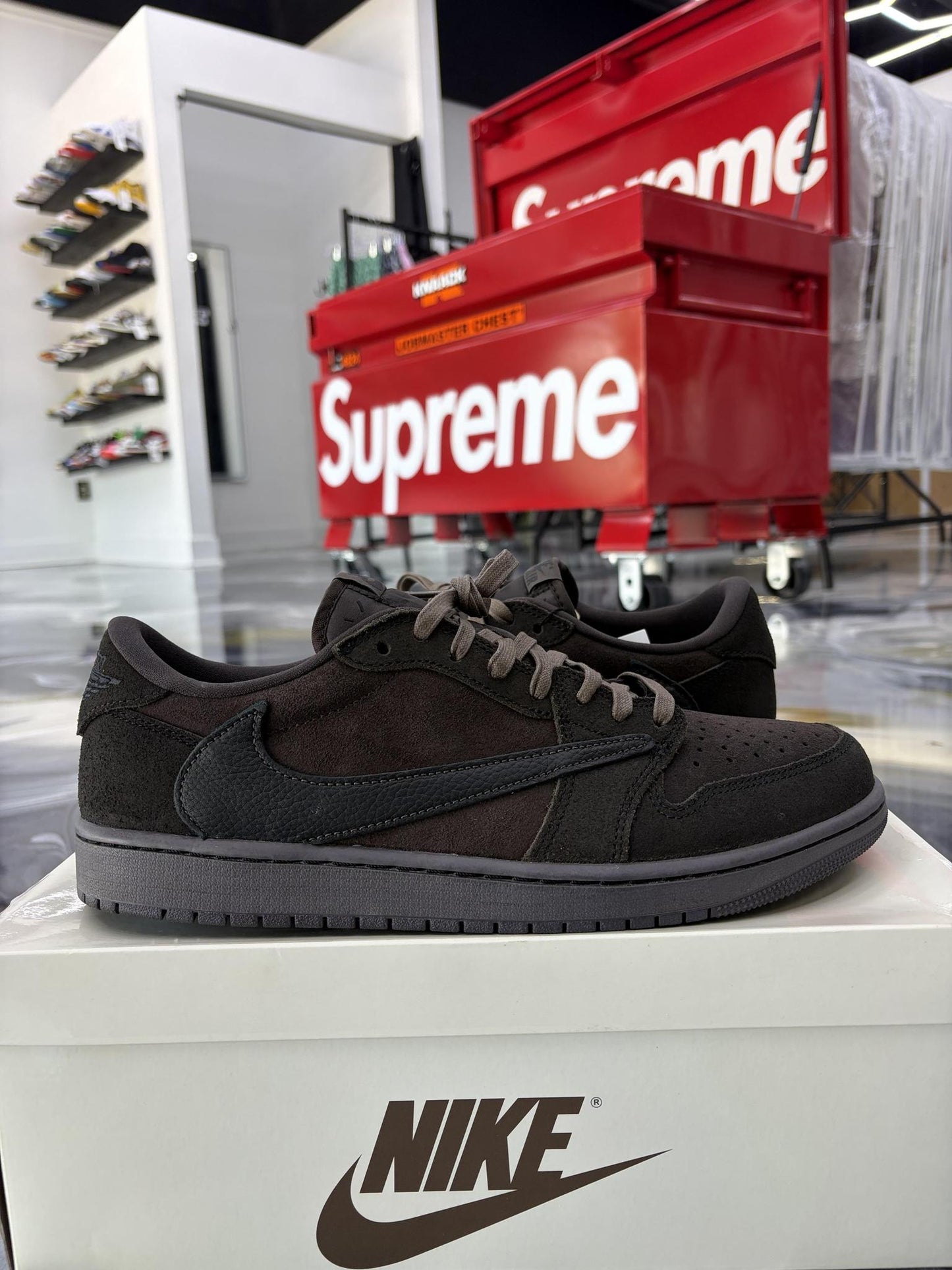 Jordan 1 Low x Travis Scott "Velvet" Used Size 11.5