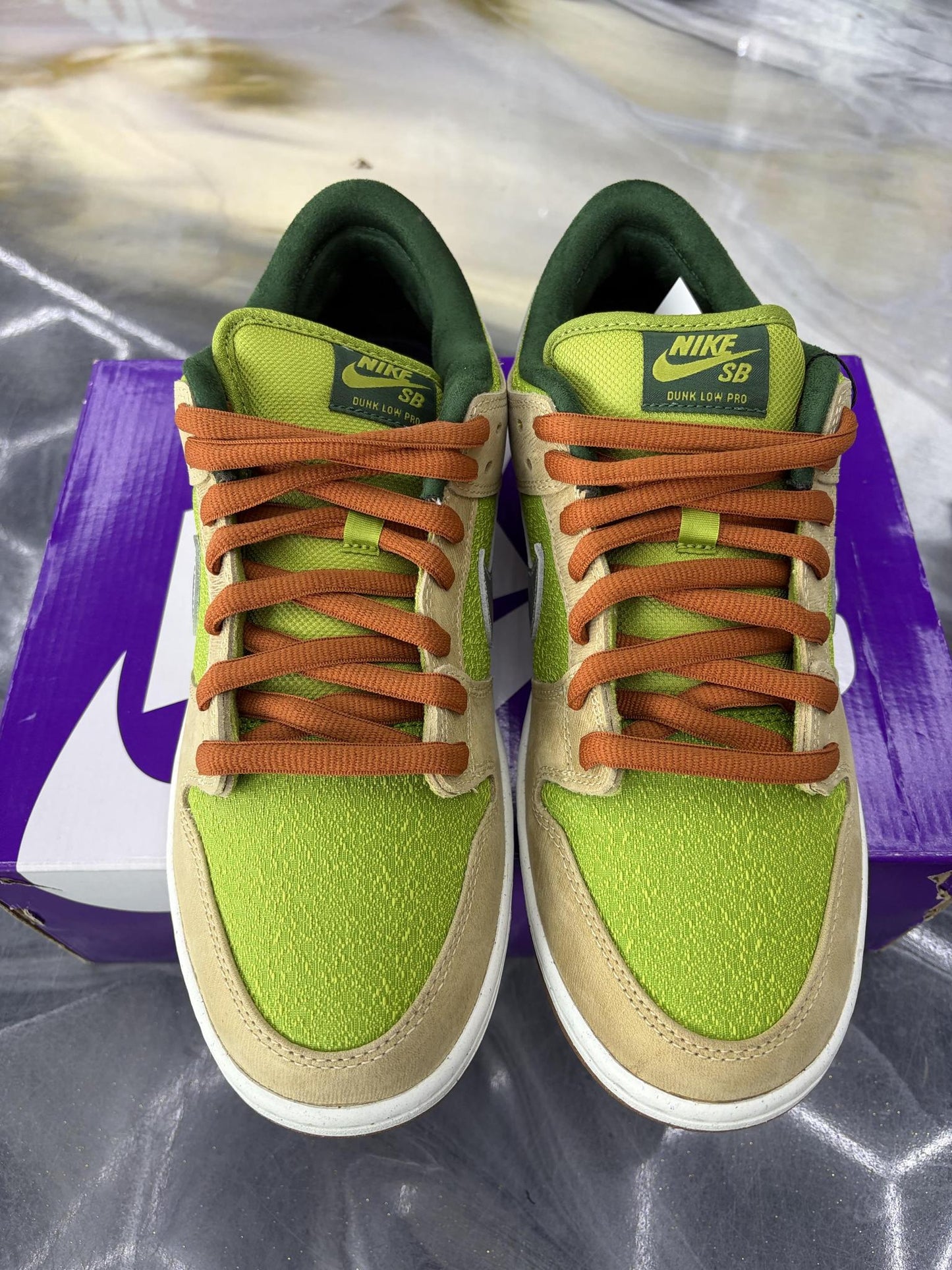 Nike SB Dunk Low "Escargot" Used Size 10.5