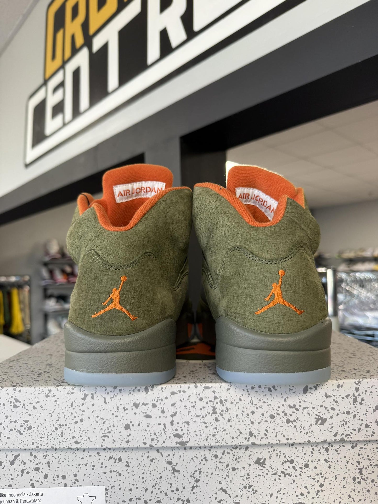 Jordan 5 "Olive" Used Size 10