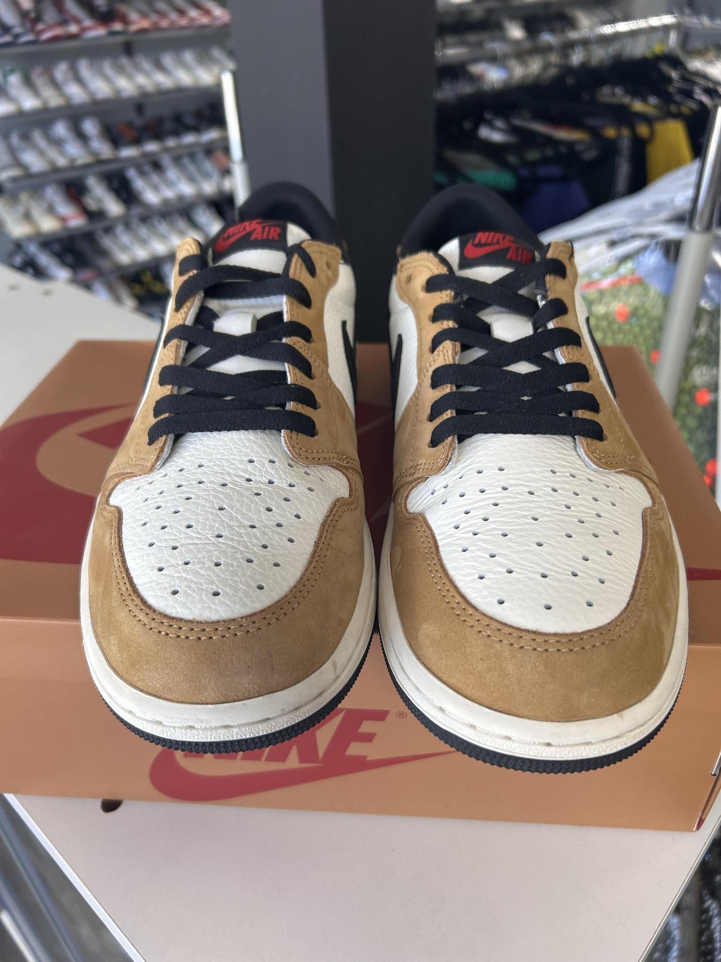 Jordan 1 Low "Rookie Of The Year" Used Size 11