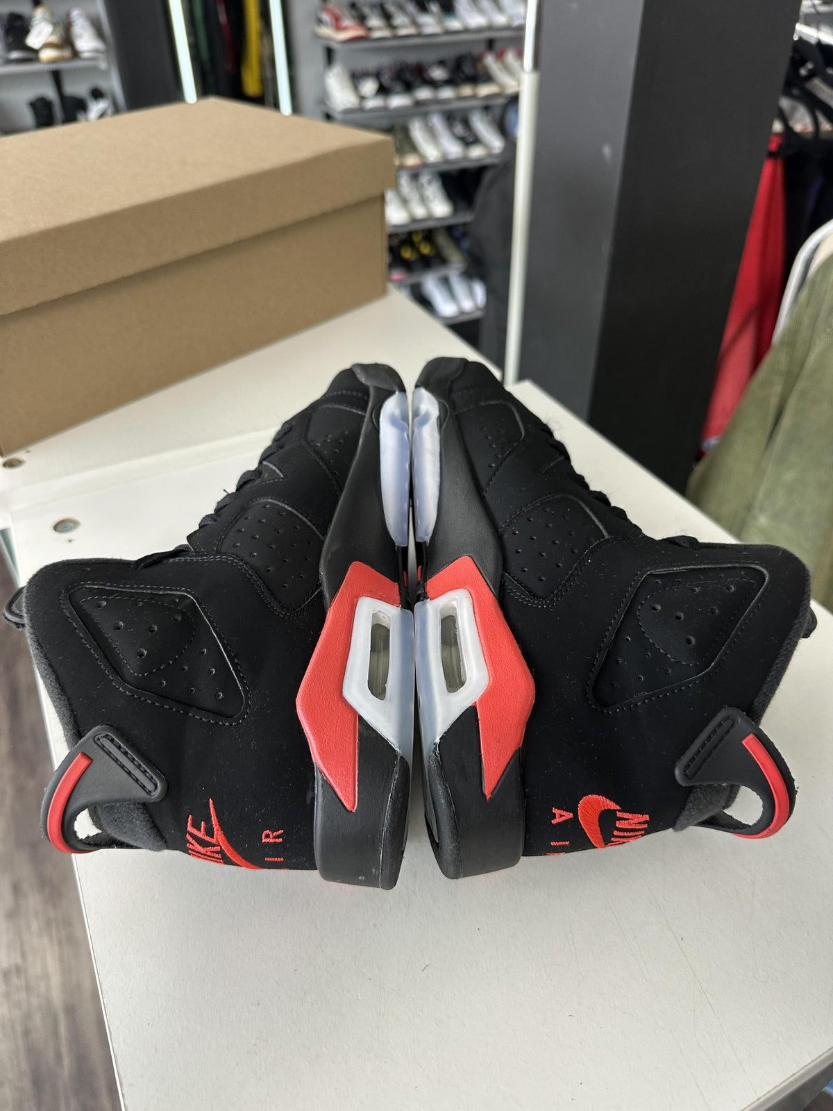 Jordan 6 "Infrared Salesman" Used Size 7Y/8.5W