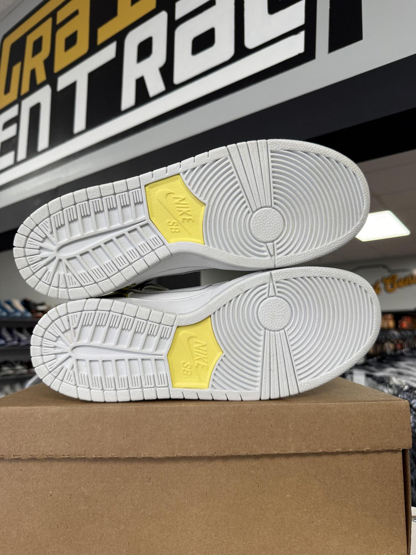 SB Dunk High "De La Soul" Used Size 11