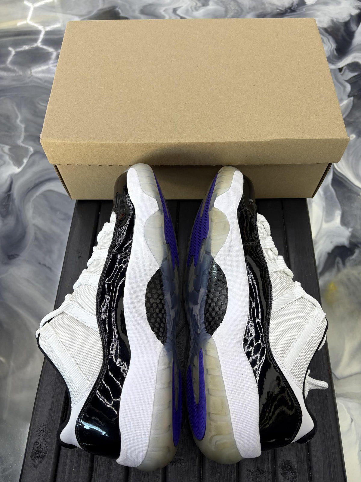 Jordan 11 Low "Concord" Used Size 12