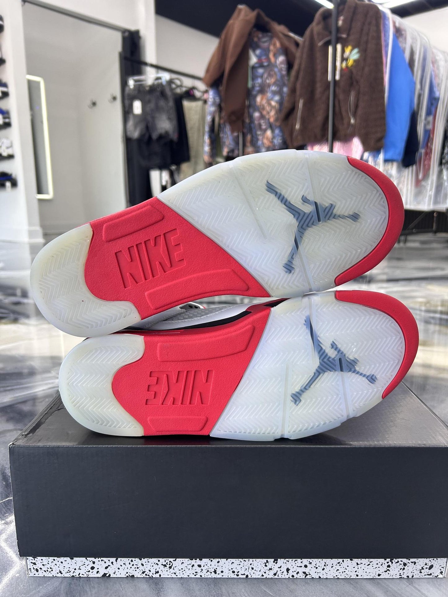 Jordan 5 "Fire Red" Used Size 10.5