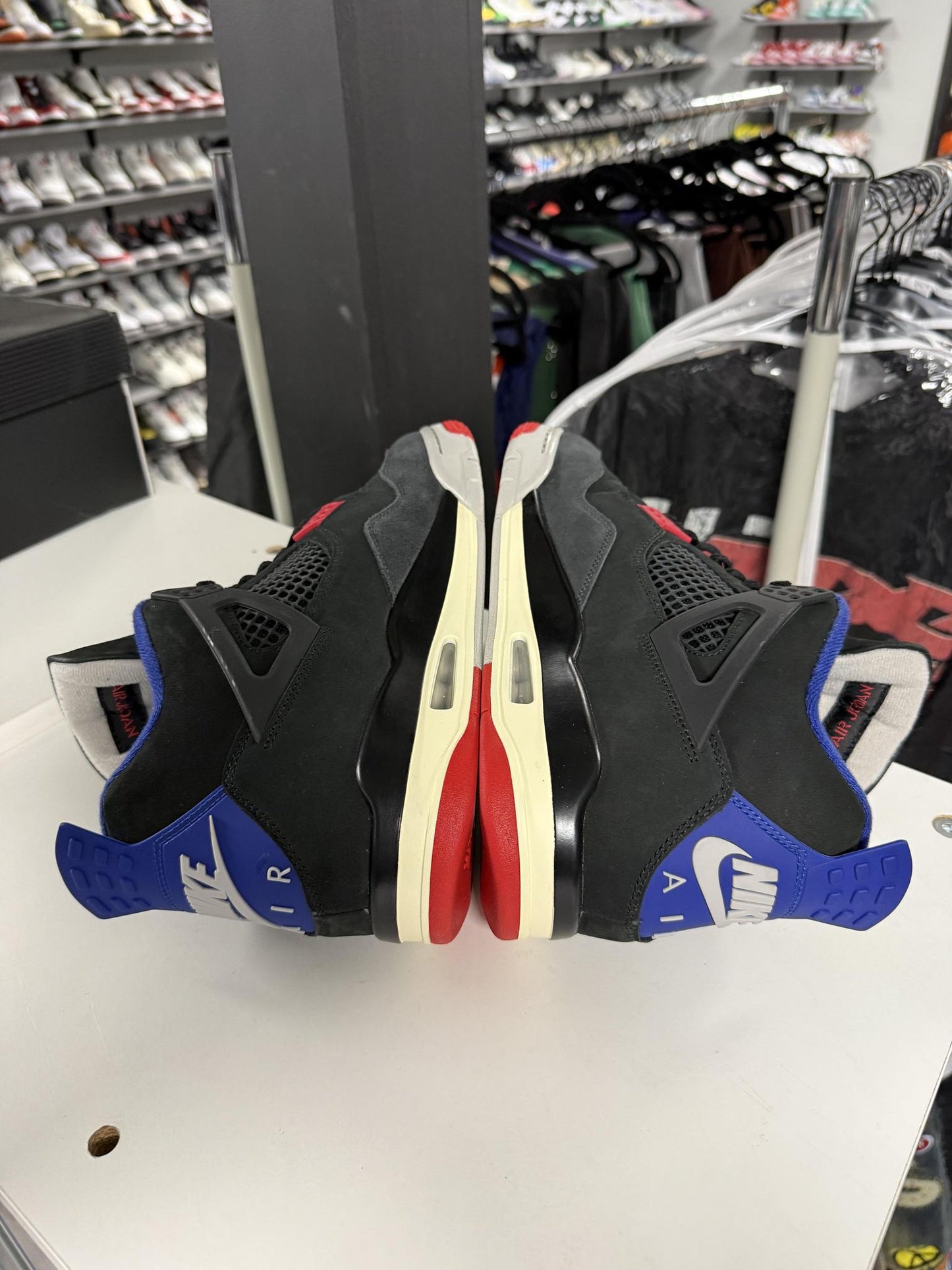 Jordan 4 "Rare Air" Used Size 11.5