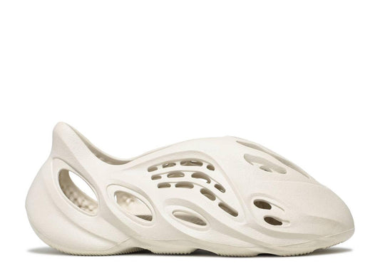 Yeezy Foam RNNR "Ararat"
