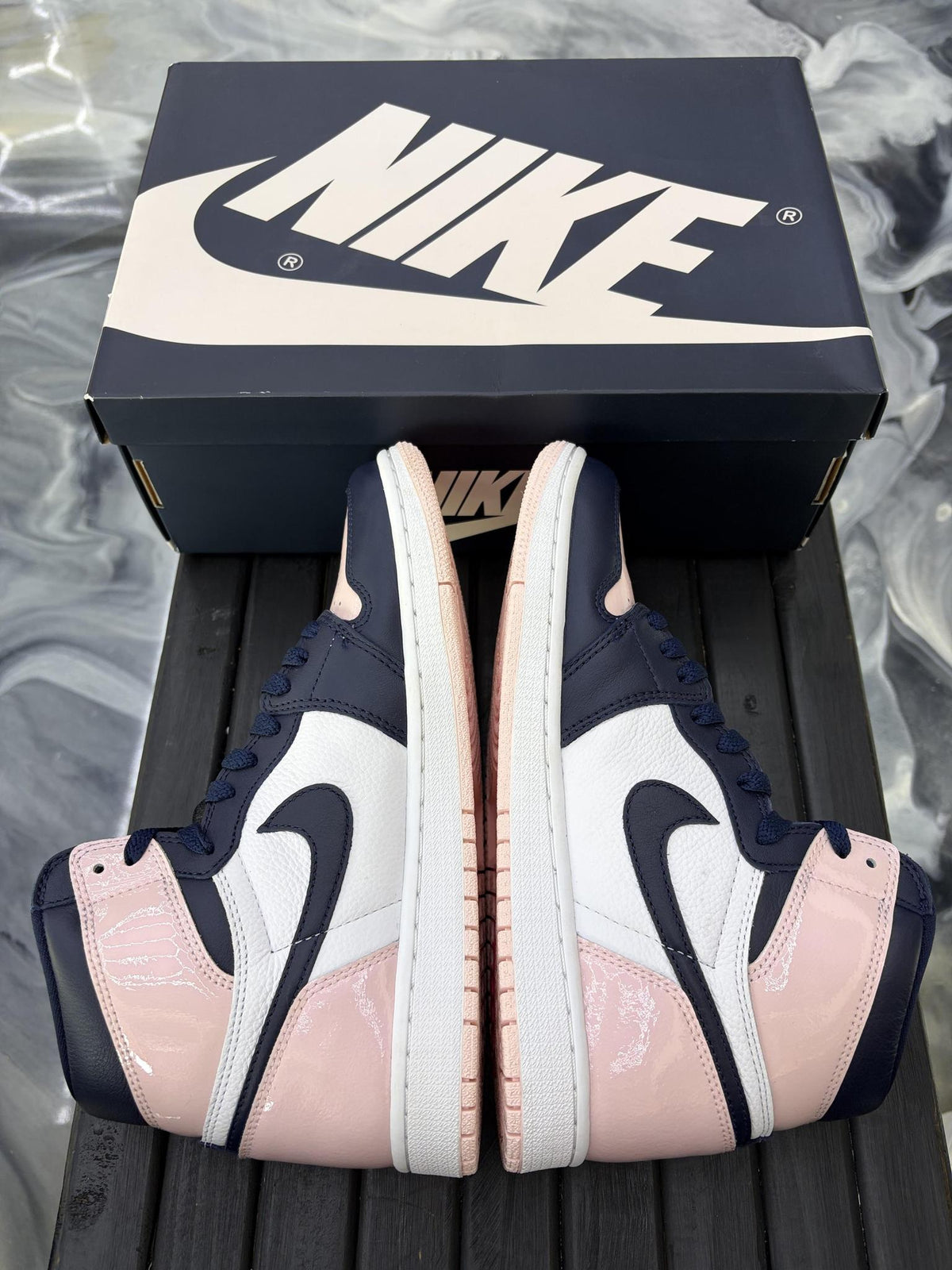 Jordan 1 "Atmosphere" Used Size 8