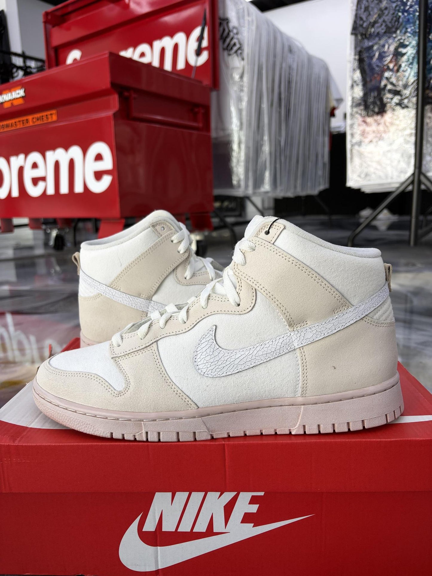 Nike Dunk High "Cracked Leather Swoosh" Used Size 12