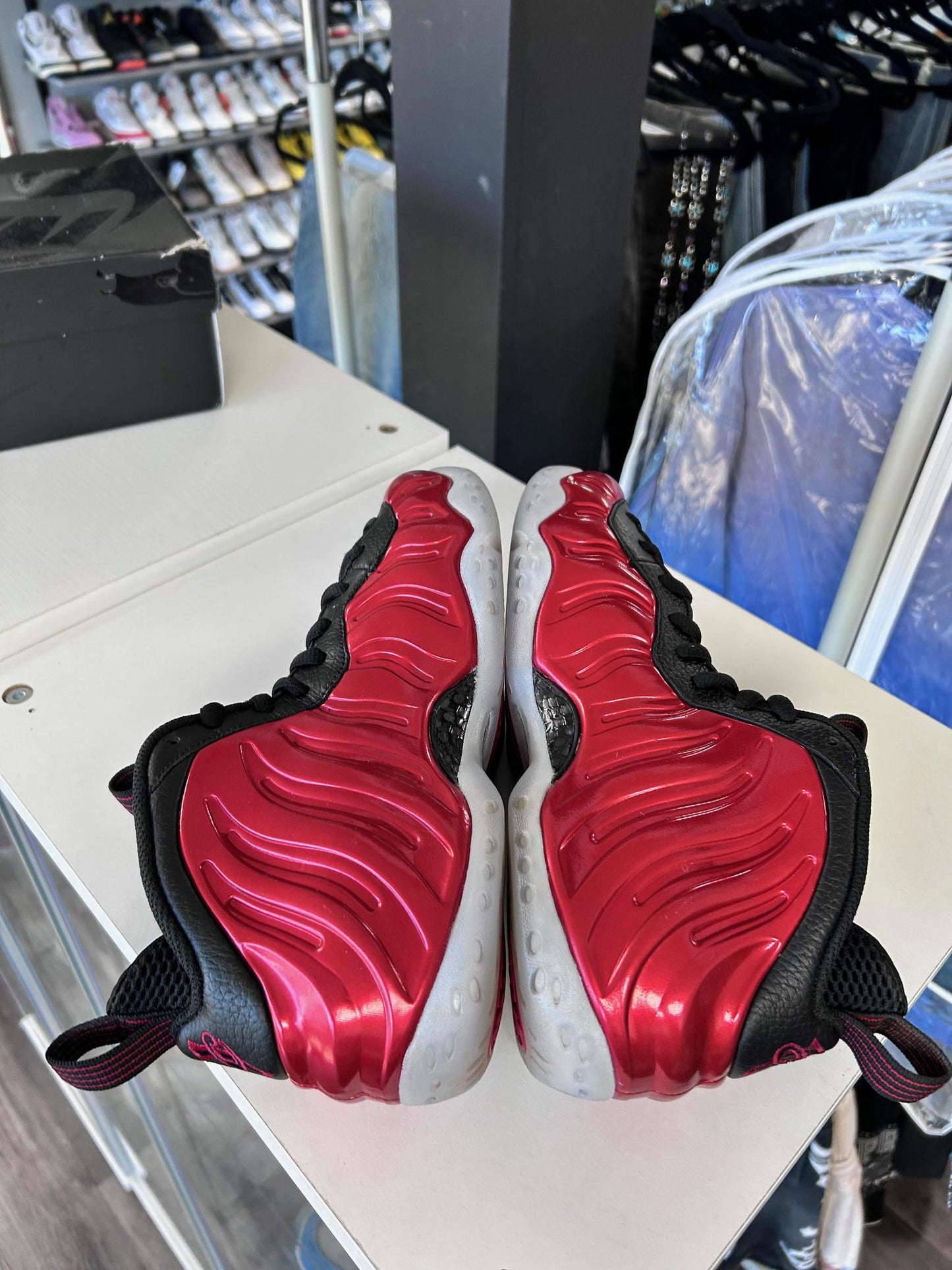 Nike Foamposite "Metallic Red" Used Size 8.5