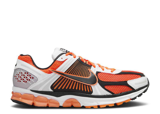 Nike Vomero 5 "Total Orange"