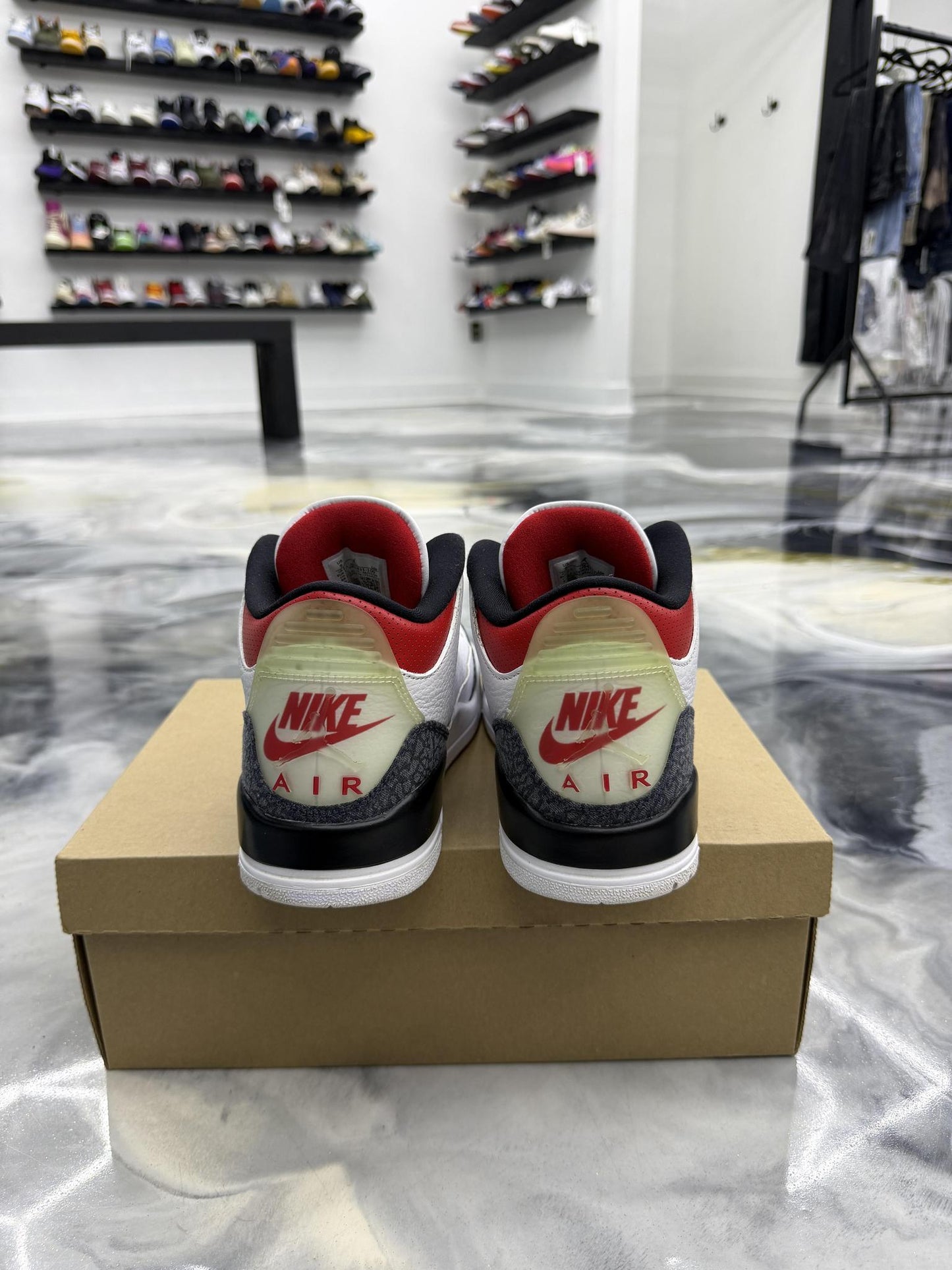 Jordan 3 "Denim" Used Size 9