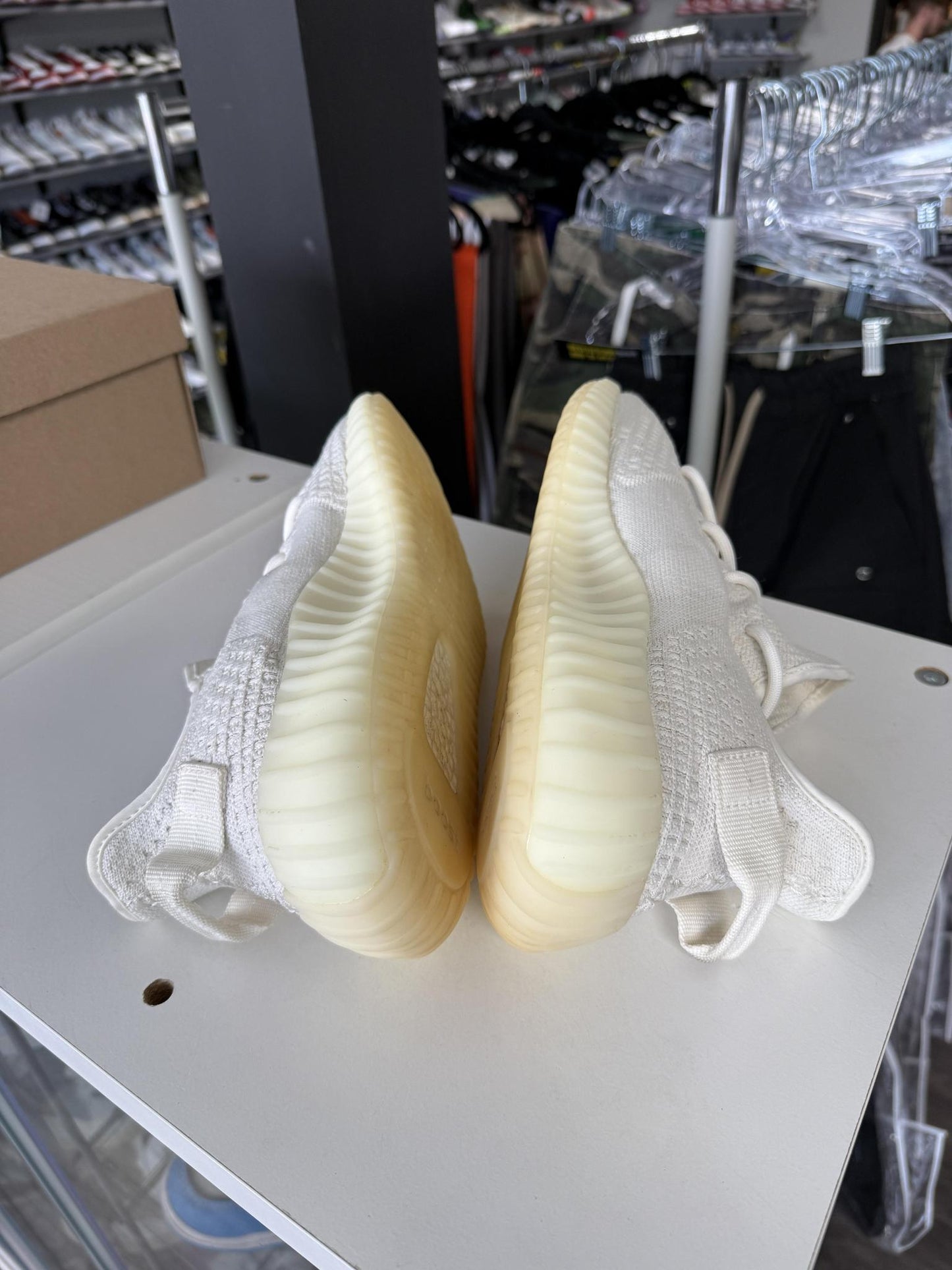 Yeezy 350 V2 "Bone" Used Size 10