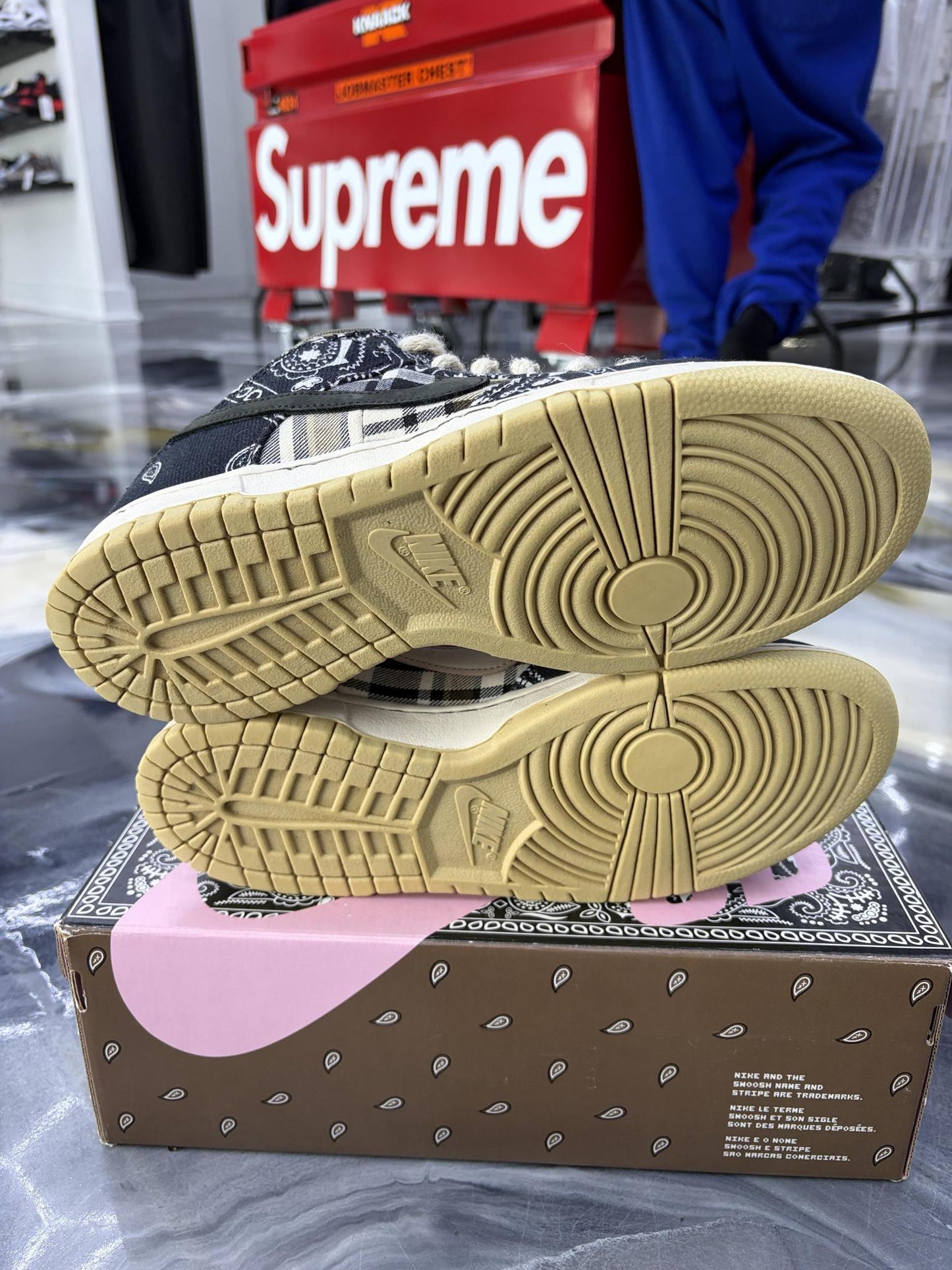 Nike SB Dunk Low X Travis Scott Used Size 8.5