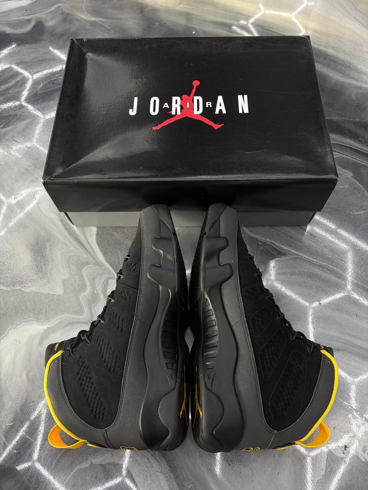 Jordan 9 "Dark Charcoal" Used Size 10.5