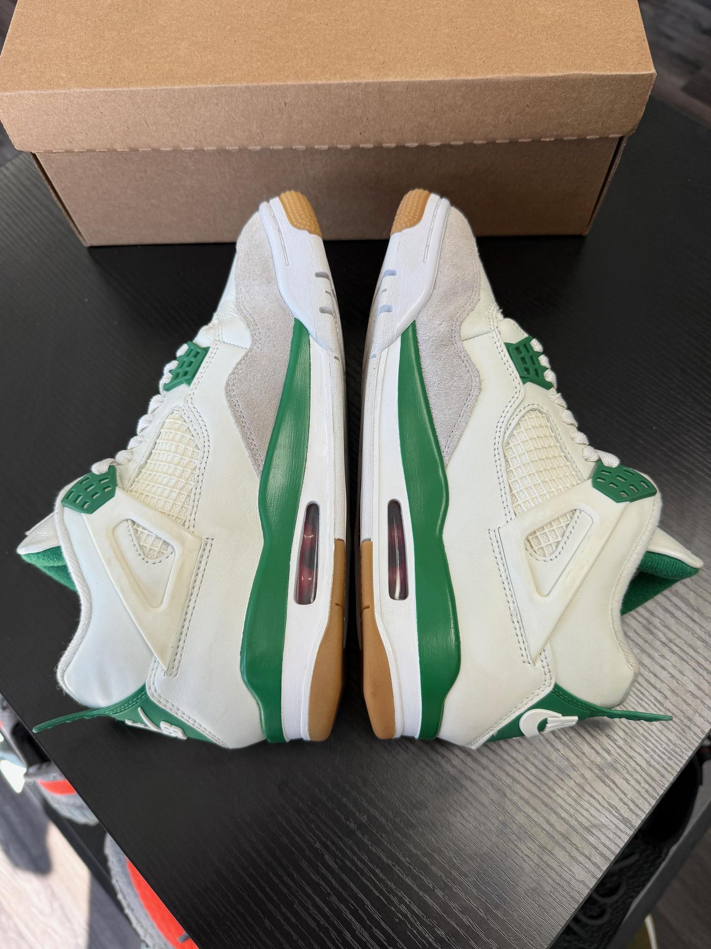 Jordan 4 x Nike SB "Pine Green" Used Size 8