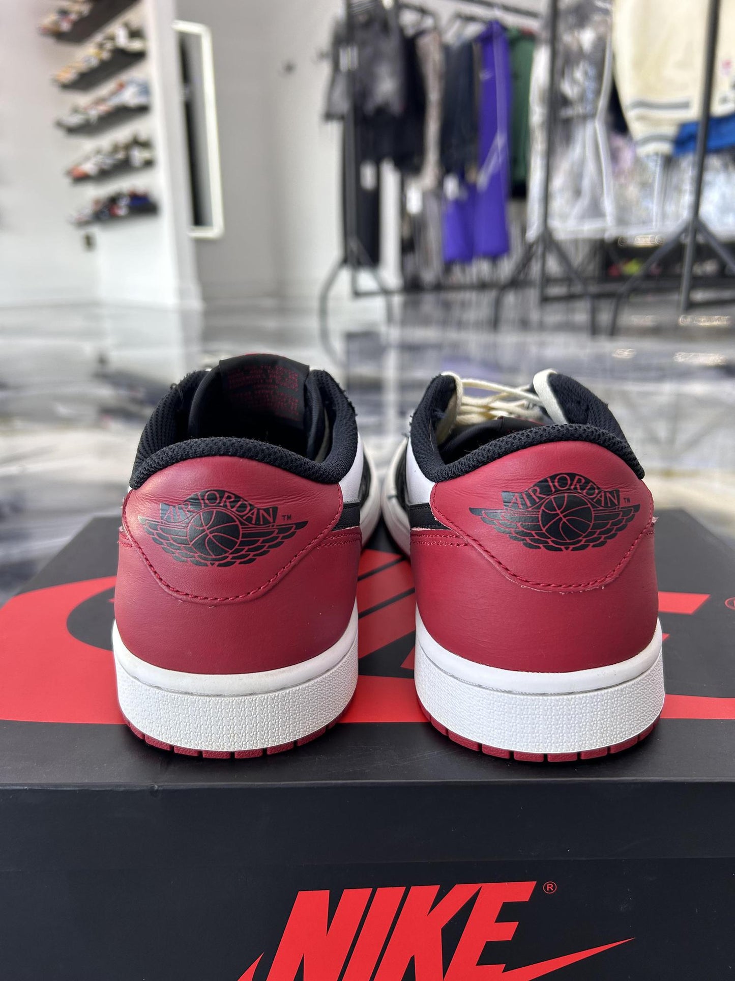 Jordan 1 Low "Black Toe" Used Size 10.5