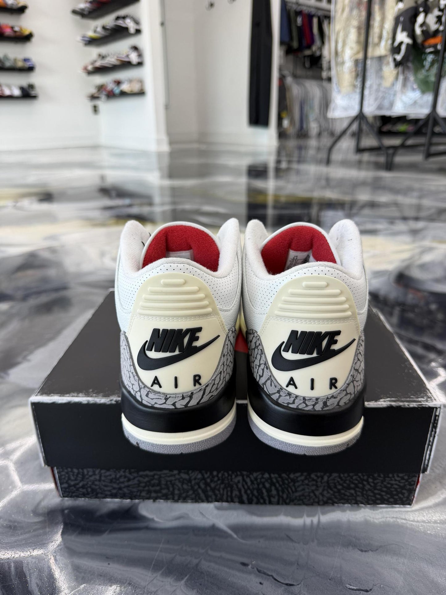 Jordan 3 "Reimagined" Used Size 9.5