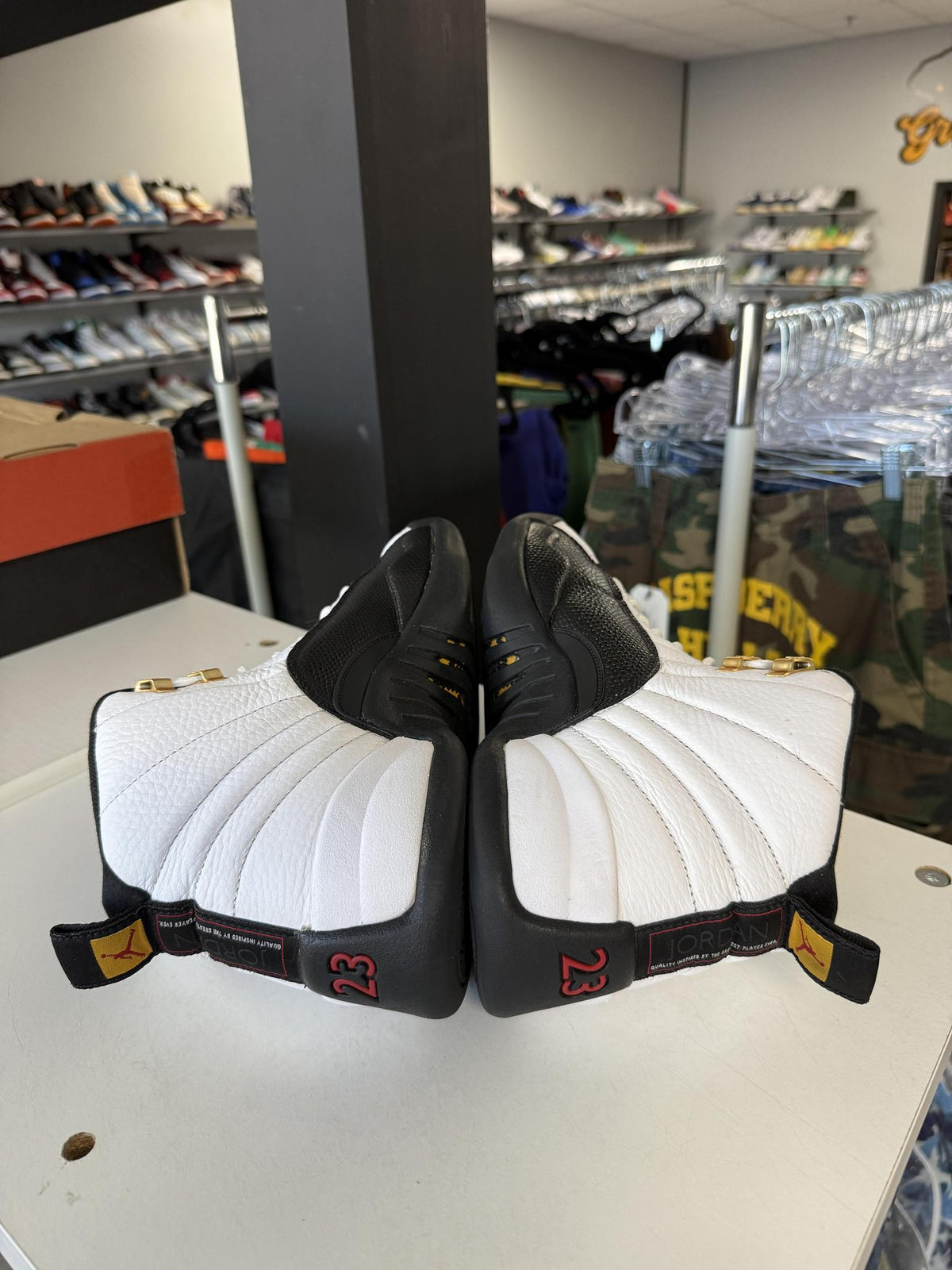 Jordan 12 "Taxi" Used Size 10.5