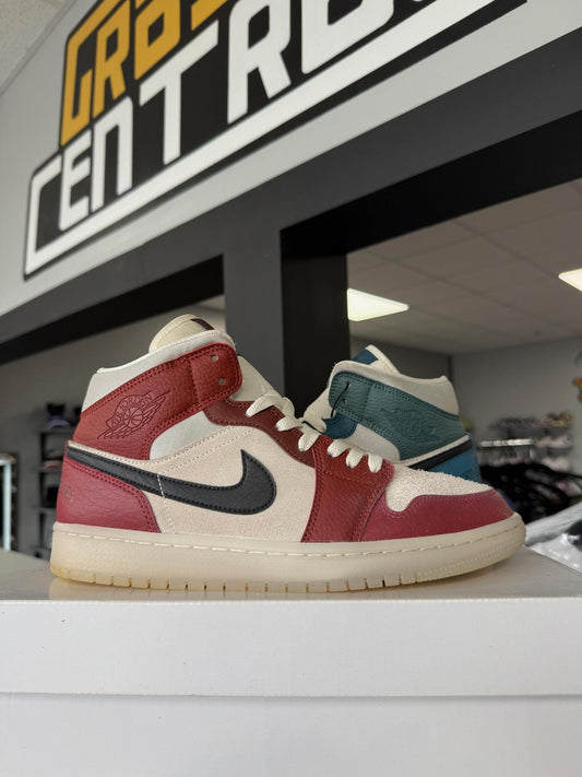 Jordan 1 Mid "Anti Gravity Machines" Used Size 8