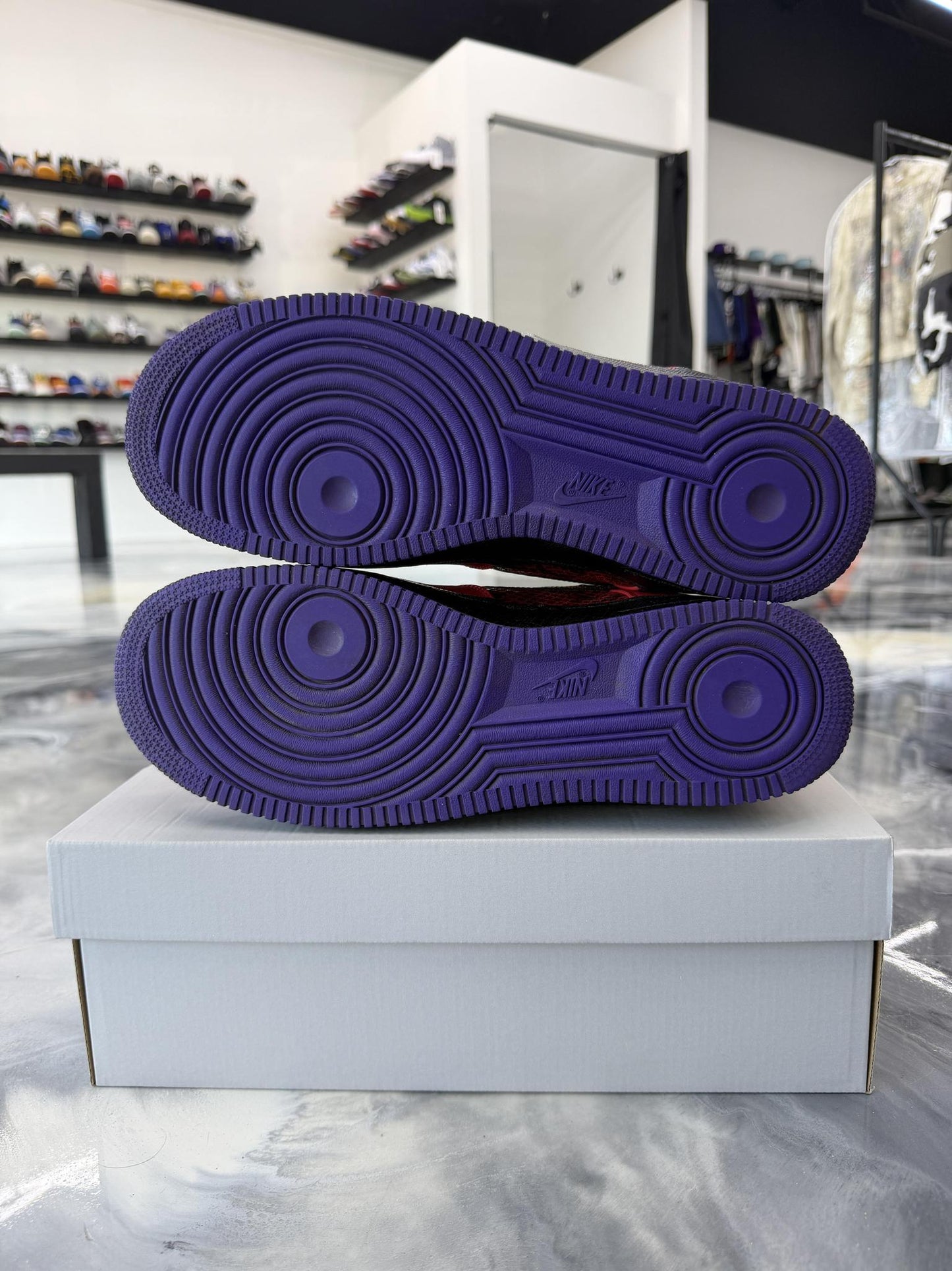 Air Force 1 low "Year Of The Snake" Used Size 11.5