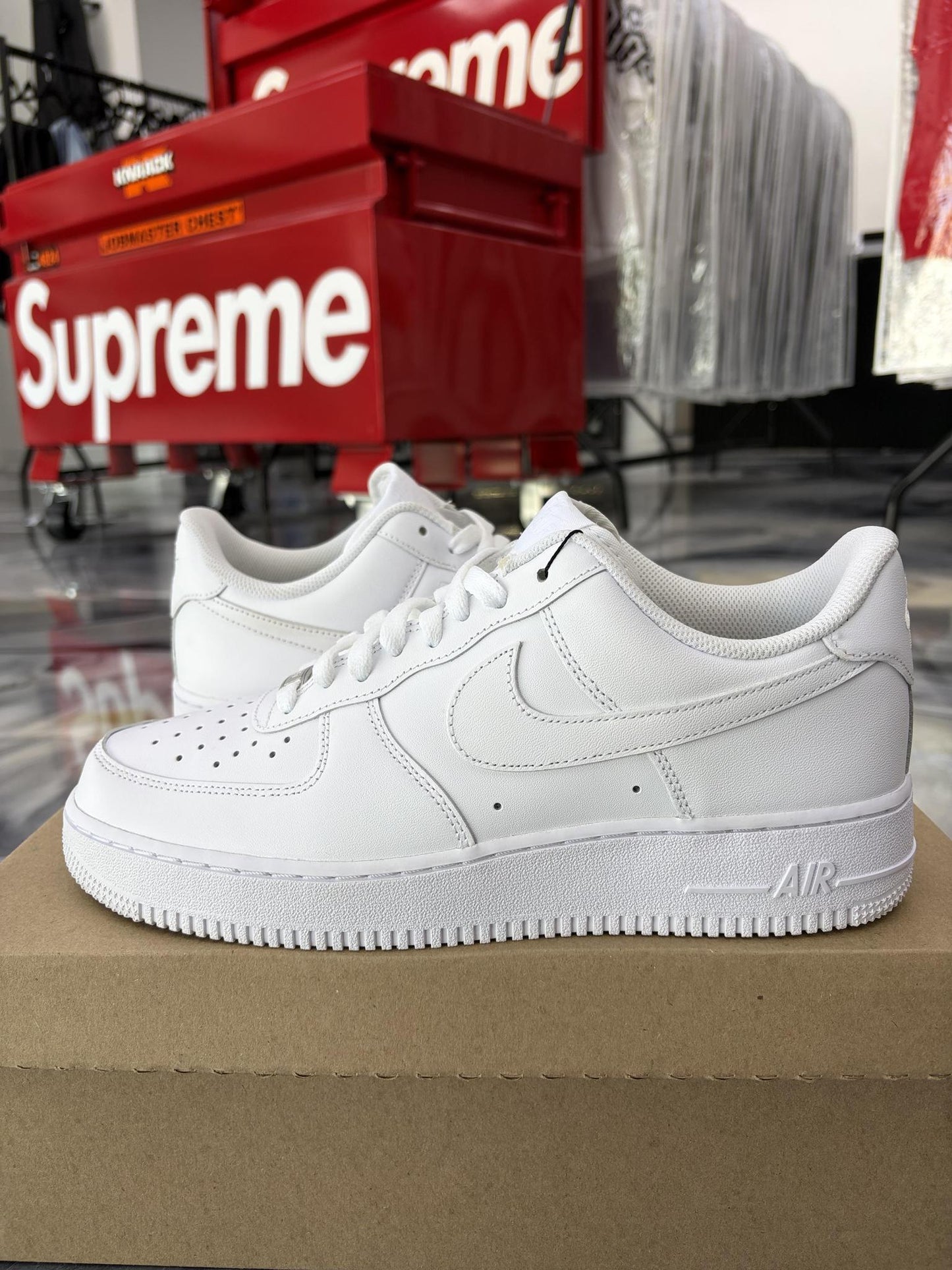 Nike Air Force 1 "White" Used Size 11