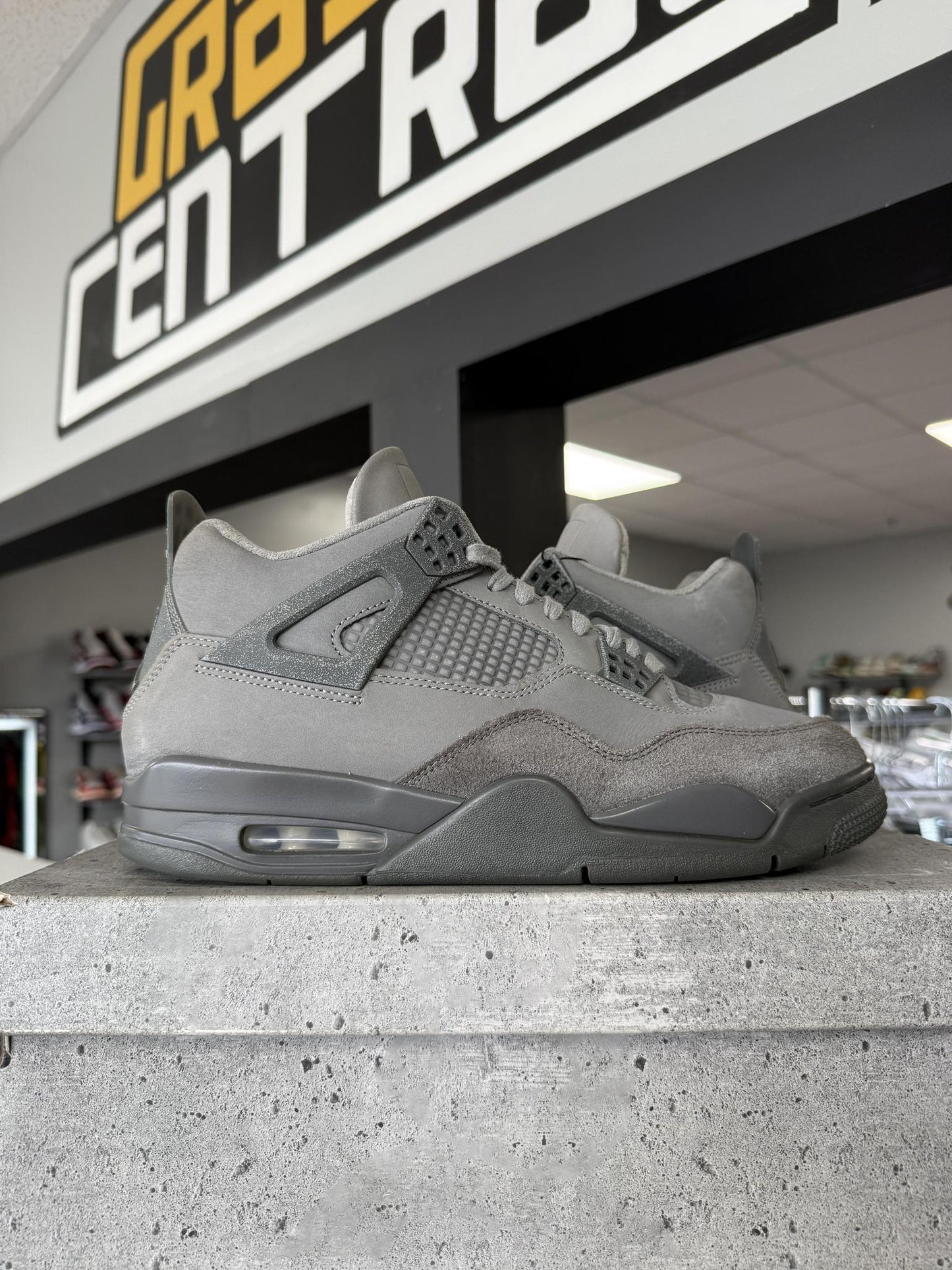 Jordan 4 "Wet Cement" Used Size 10