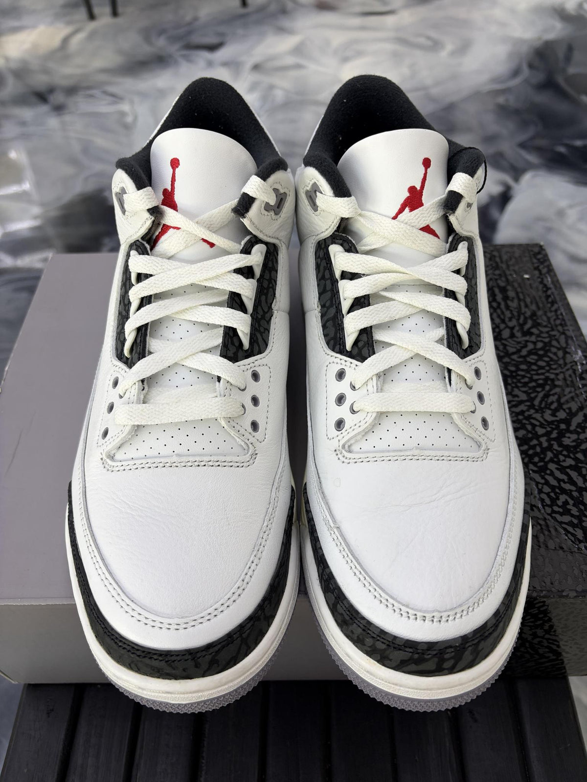 Jordan 3 "Cement Grey" Used Size 10.5