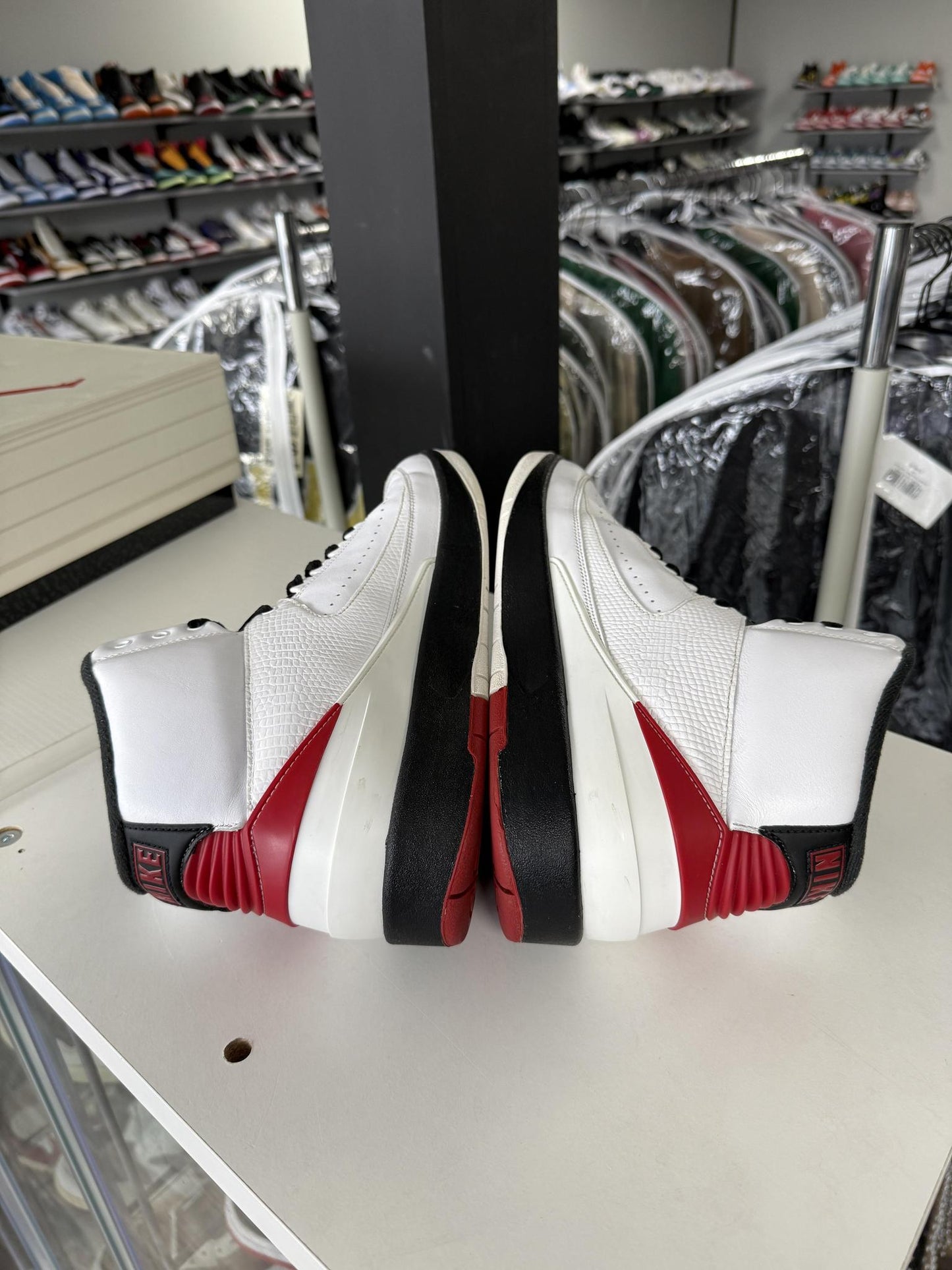Jordan 2 "Chicago" Used Size 11.5