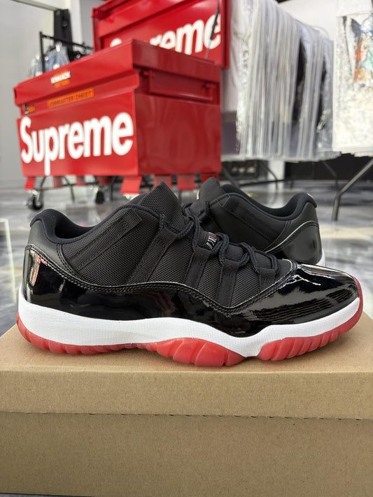 Jordan 11 Low "Bred" Used Size 10.5